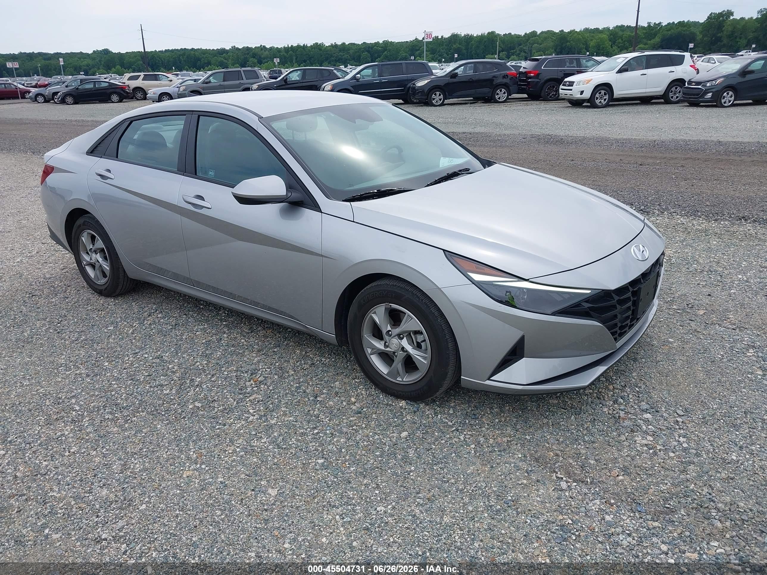 2021 Hyundai Elantra SE, VIN 5NPLL4AG2MH046333 — Normal wear