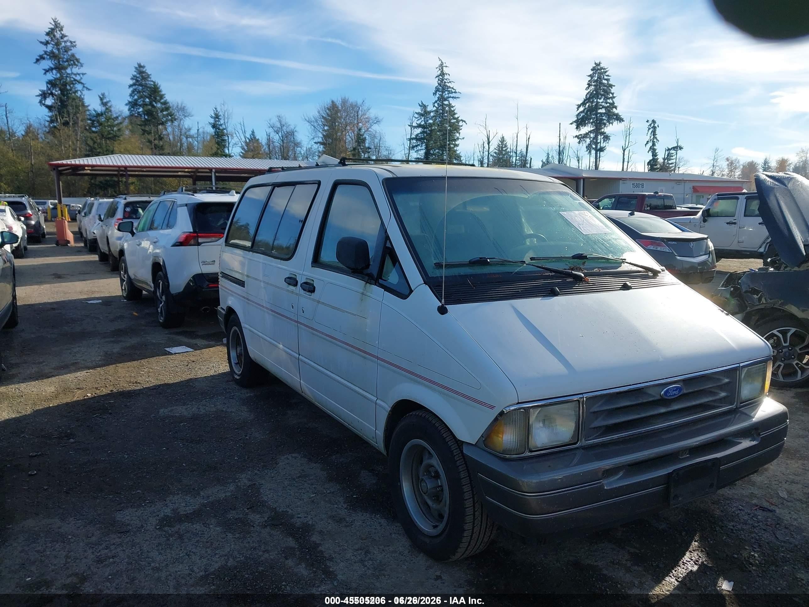 1993 Ford Aerostar, VIN 1FMCA11U2PZB52025 — Rear end