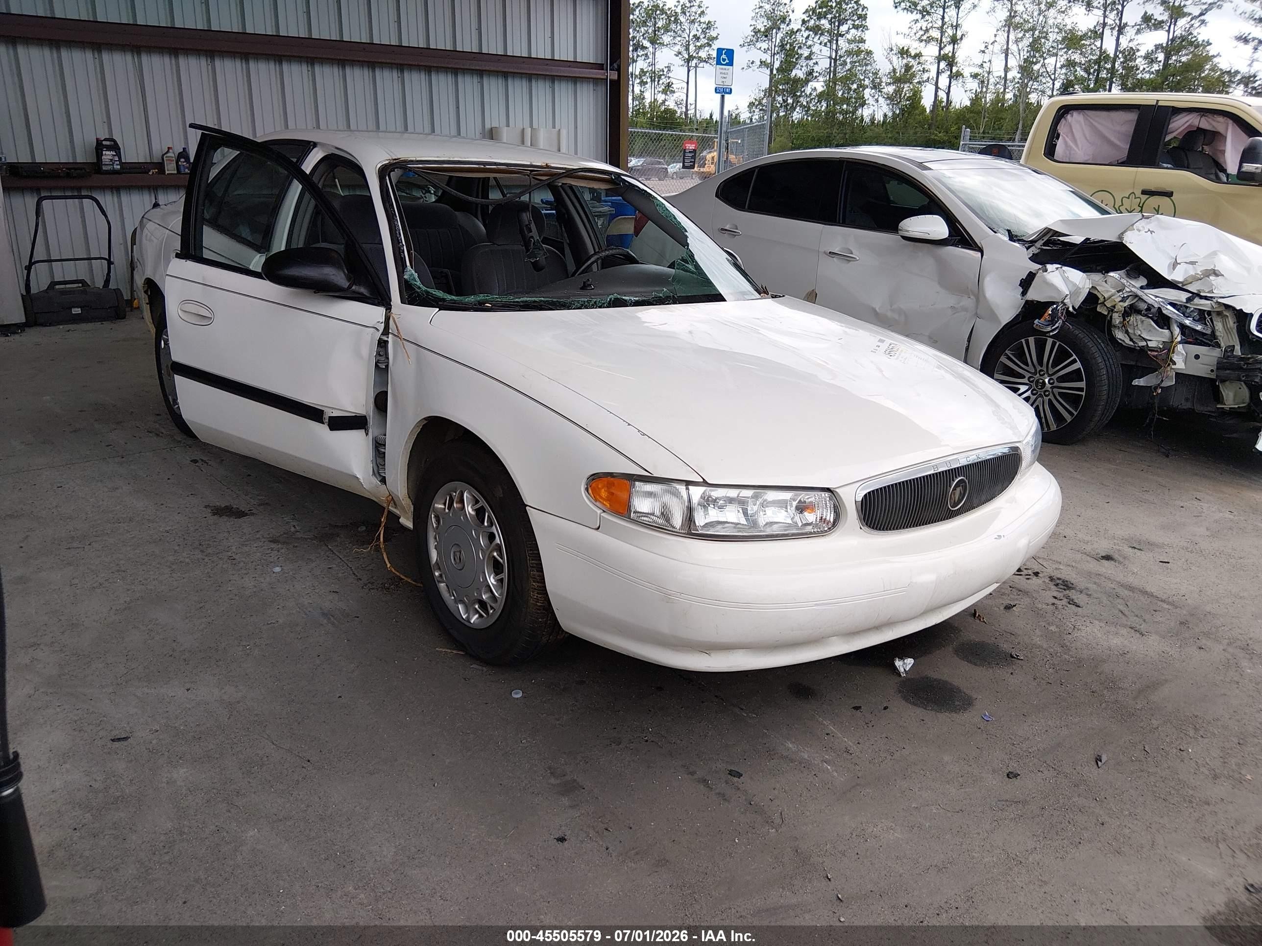 2003 Buick Century Custom, VIN 2G4WS52J831263543 — Side