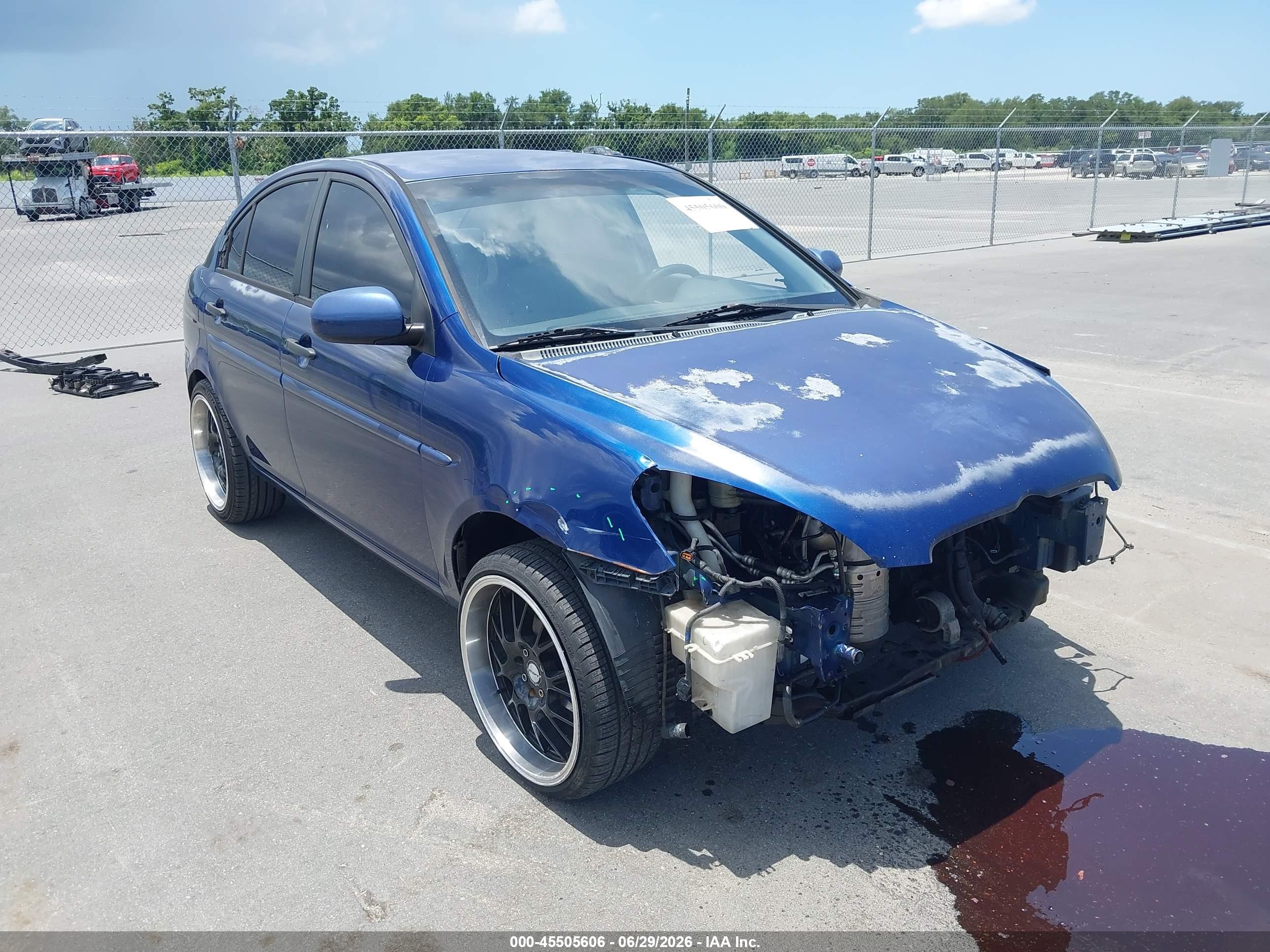 2010 Hyundai Accent GLS, VIN KMHCN4AC4AU466177 — Front end