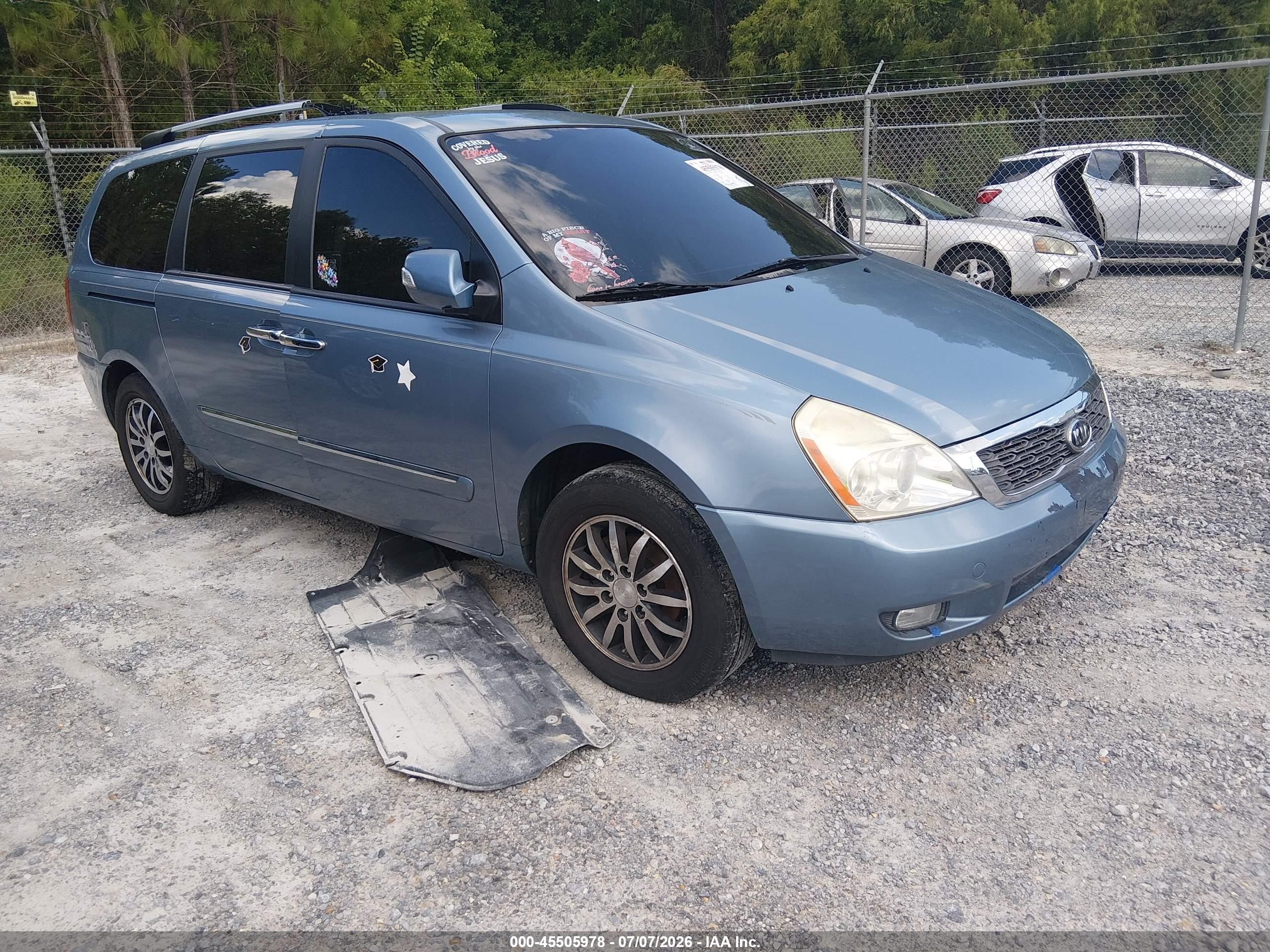 2011 Kia Sedona EX, VIN KNDMH4C79B6374035 — Вода / потоп