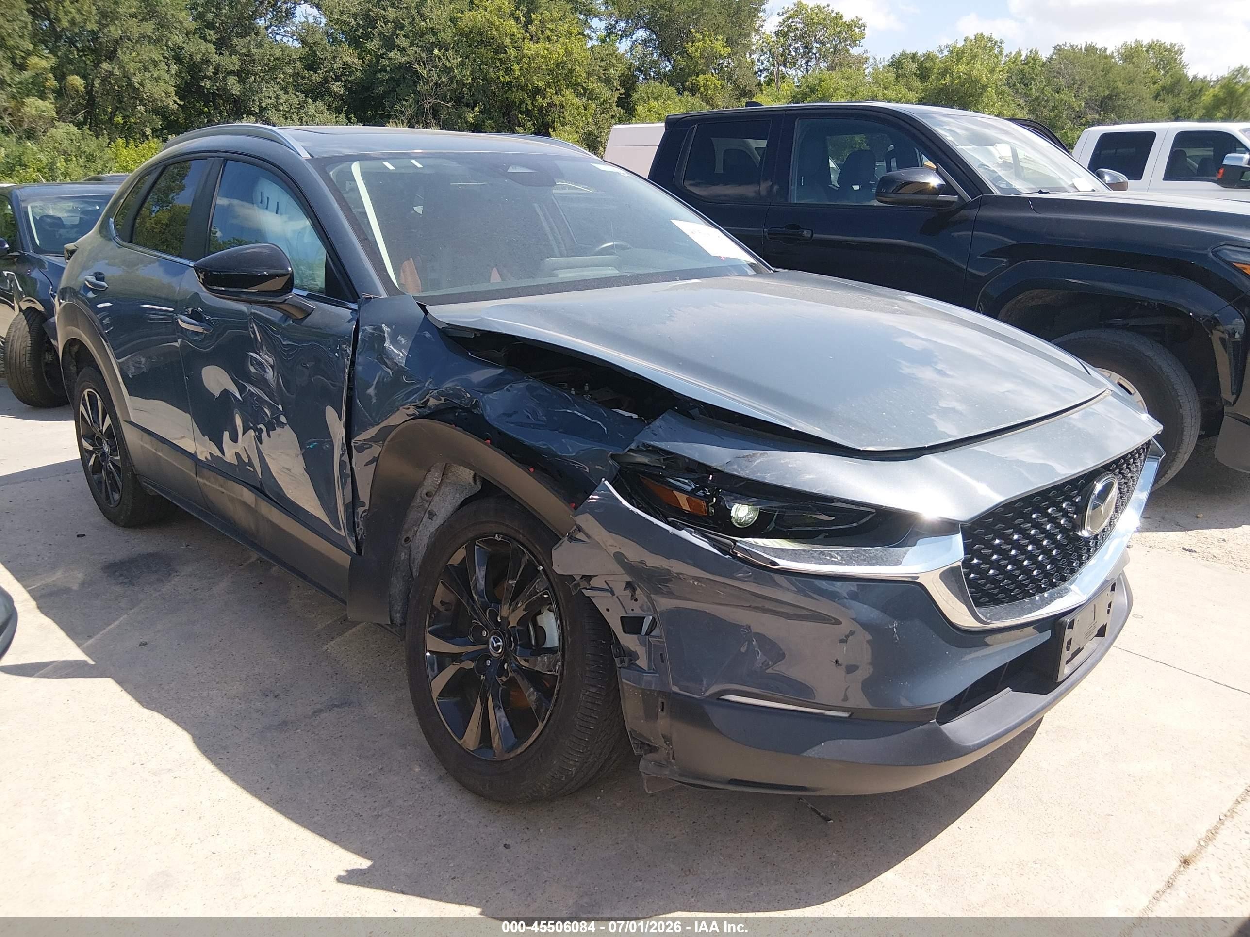 2025 Mazda CX-30 S Preferred, VIN 3MVDMBCM9SM813156 — Front end