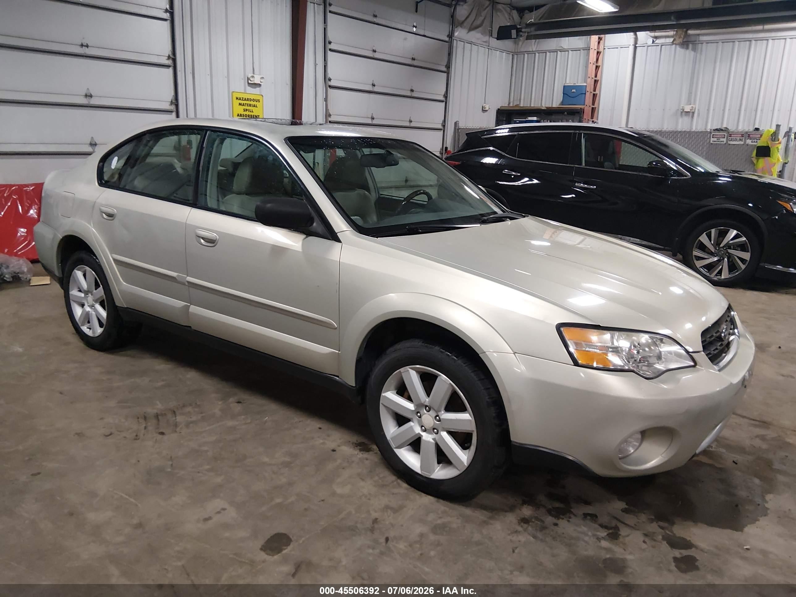 2007 Subaru Legacy Outback L.L. Bean, VIN 4S4BL86C574211497 — Перед
