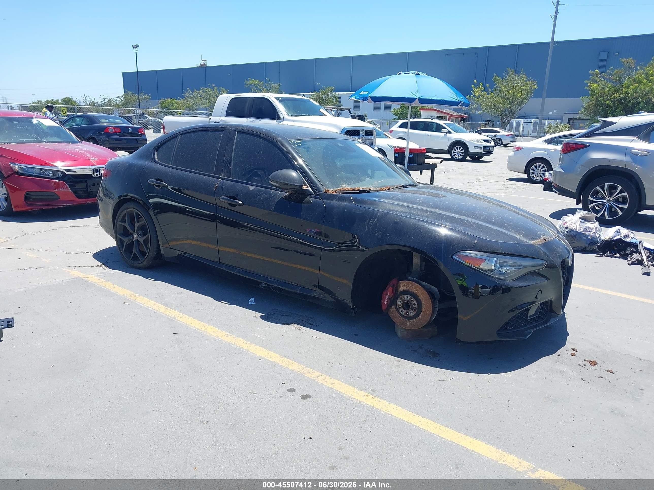 2020 Alfa Romeo Giulia, VIN ZARFAMAN3L7625390 — Auction photo 1 of 5