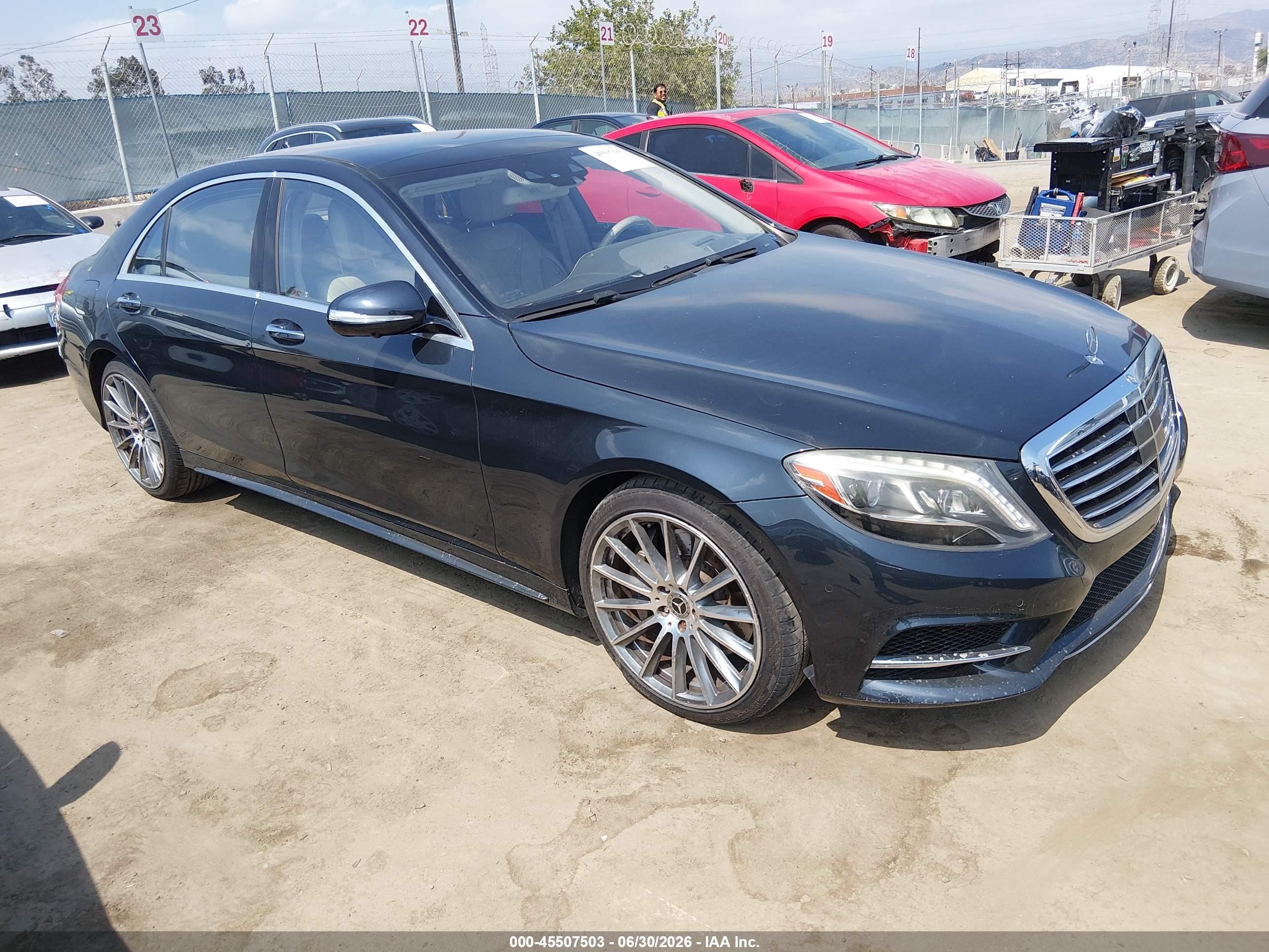 2015 Mercedes-Benz S 550, VIN WDDUG8CB9FA110661 — Side