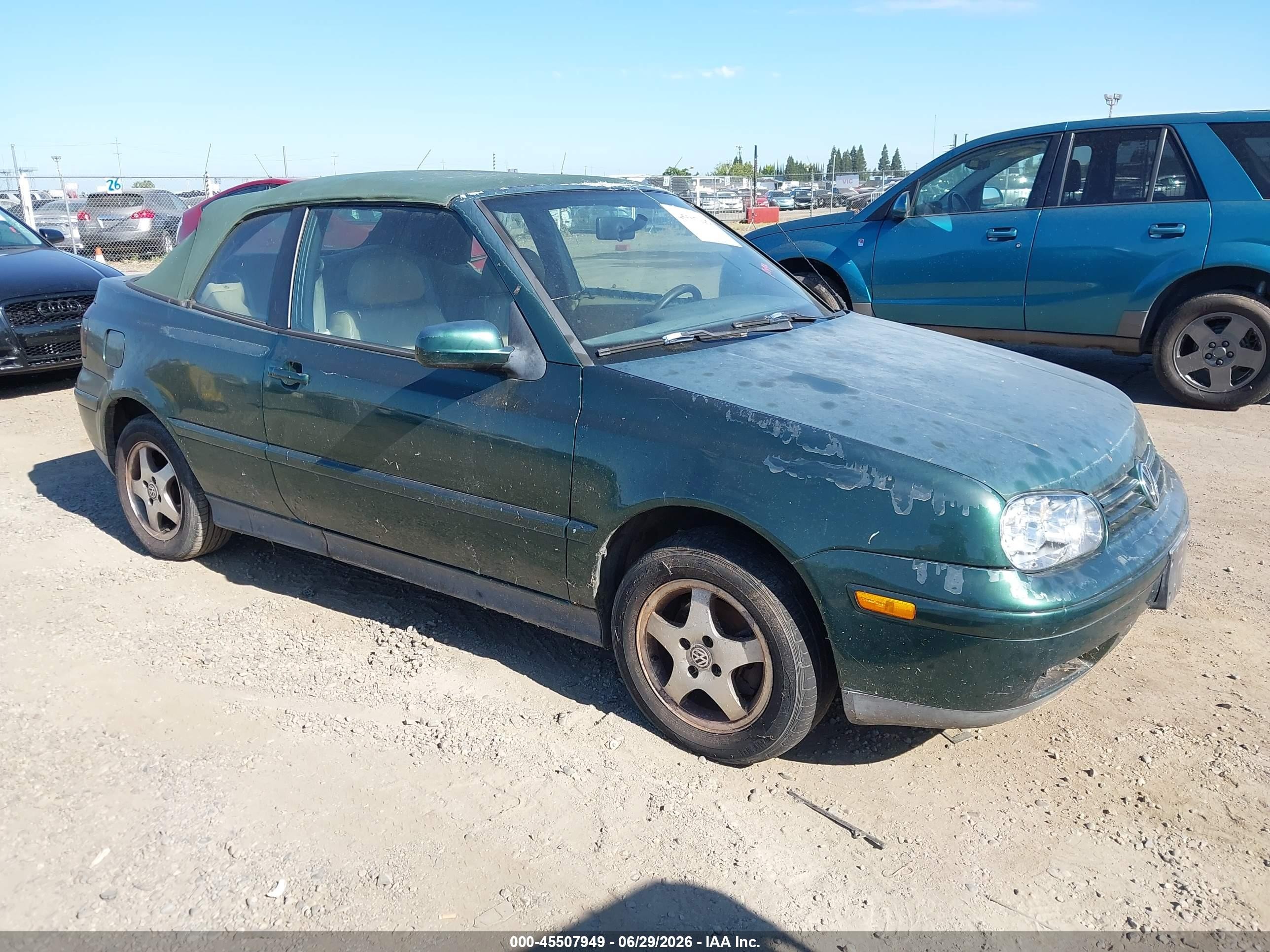 1999 Volkswagen Cabriolet GLS, VIN 3VWDB61E5XM811824 — Normal wear