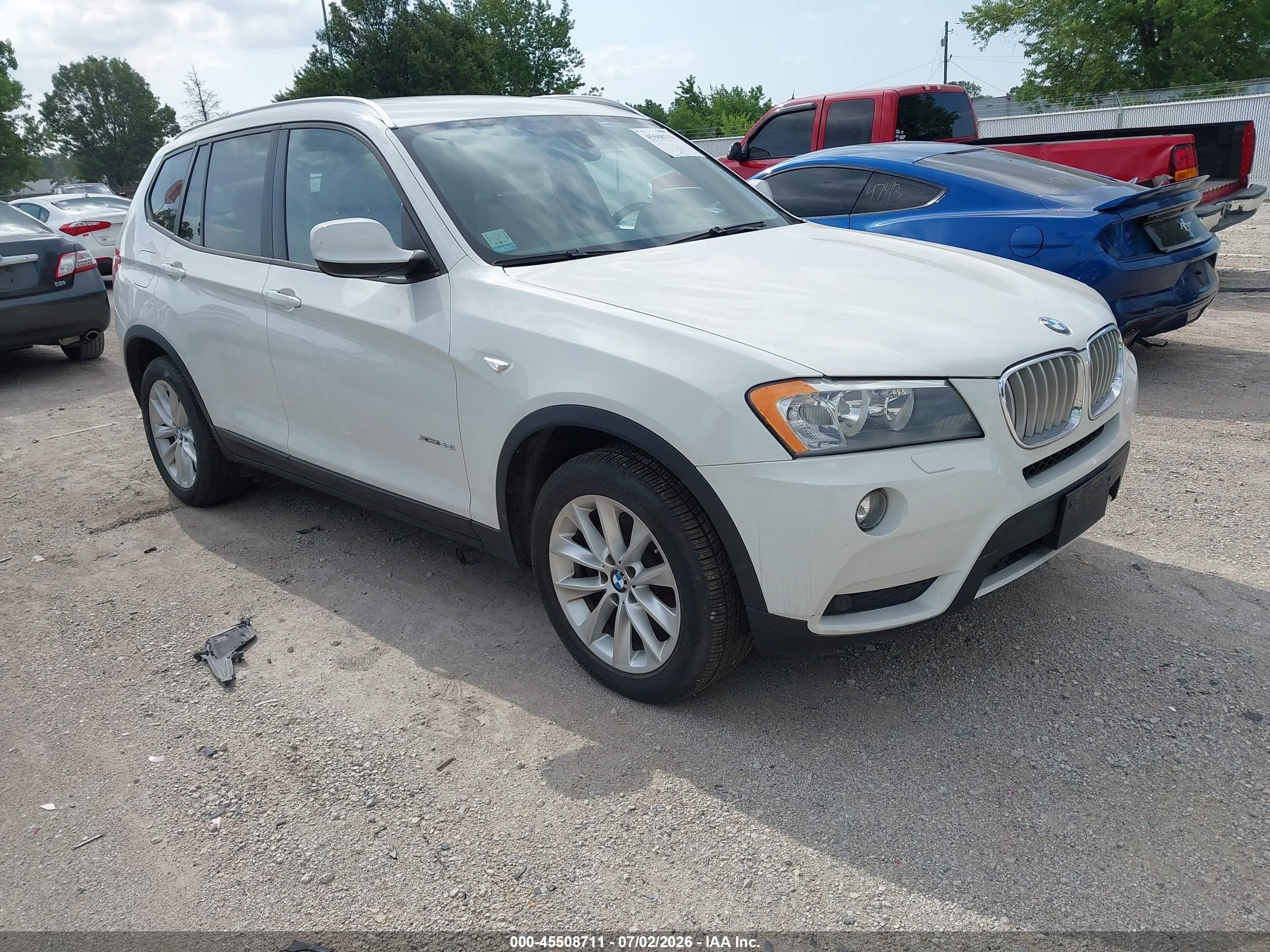 2014 BMW X3 xDrive28i, VIN 5UXWX9C58E0D33590 — Пресная вода