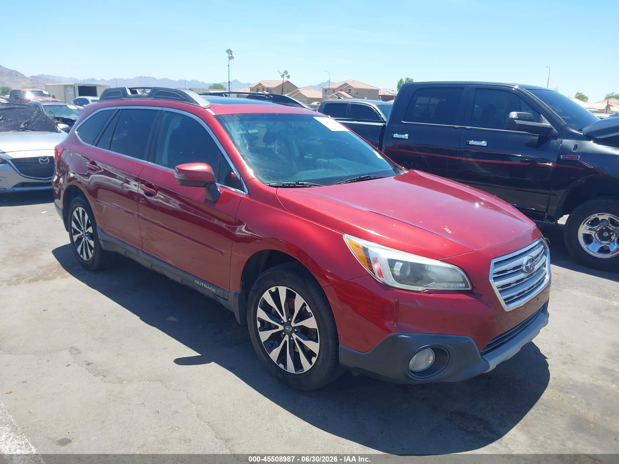 2016 Subaru Outback Limited, VIN 4S4BSBNC0G3261814 — Front end