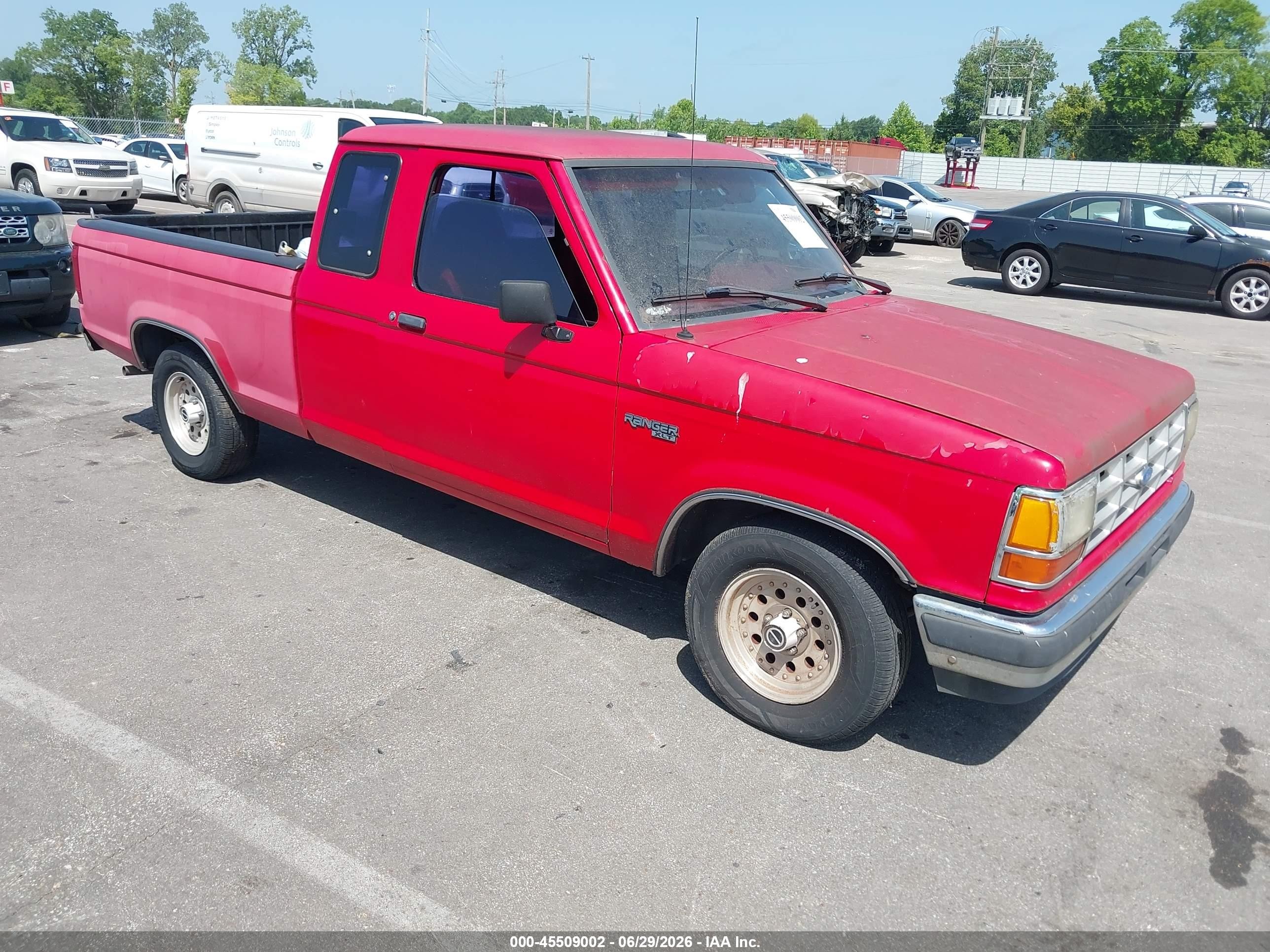 1992 Ford Ranger STX, VIN 1FTCR14A4NTA30846 — Normal wear