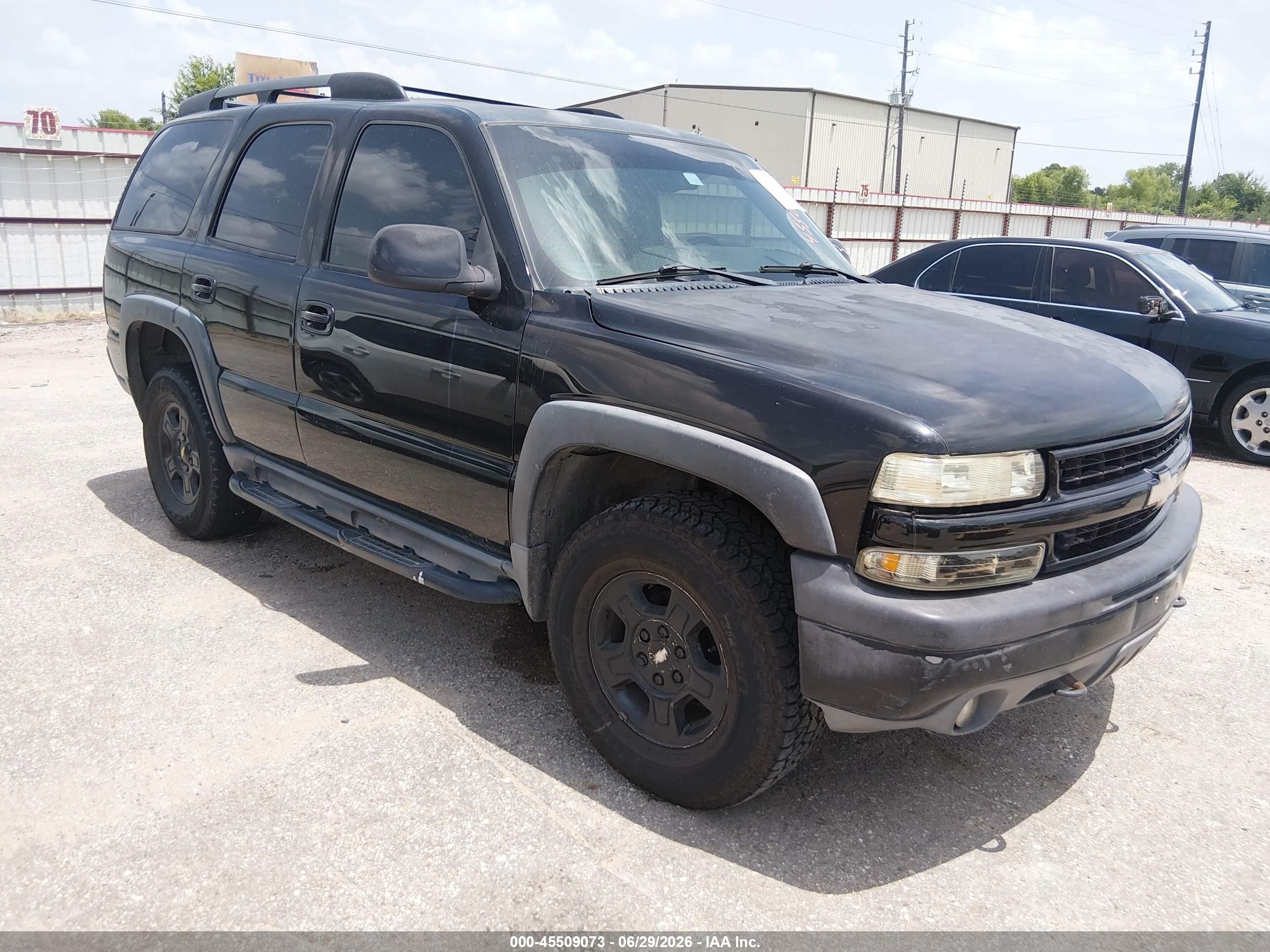 2002 Chevrolet Tahoe Z71, VIN 1GNEK13Z12R122128 — Normal wear