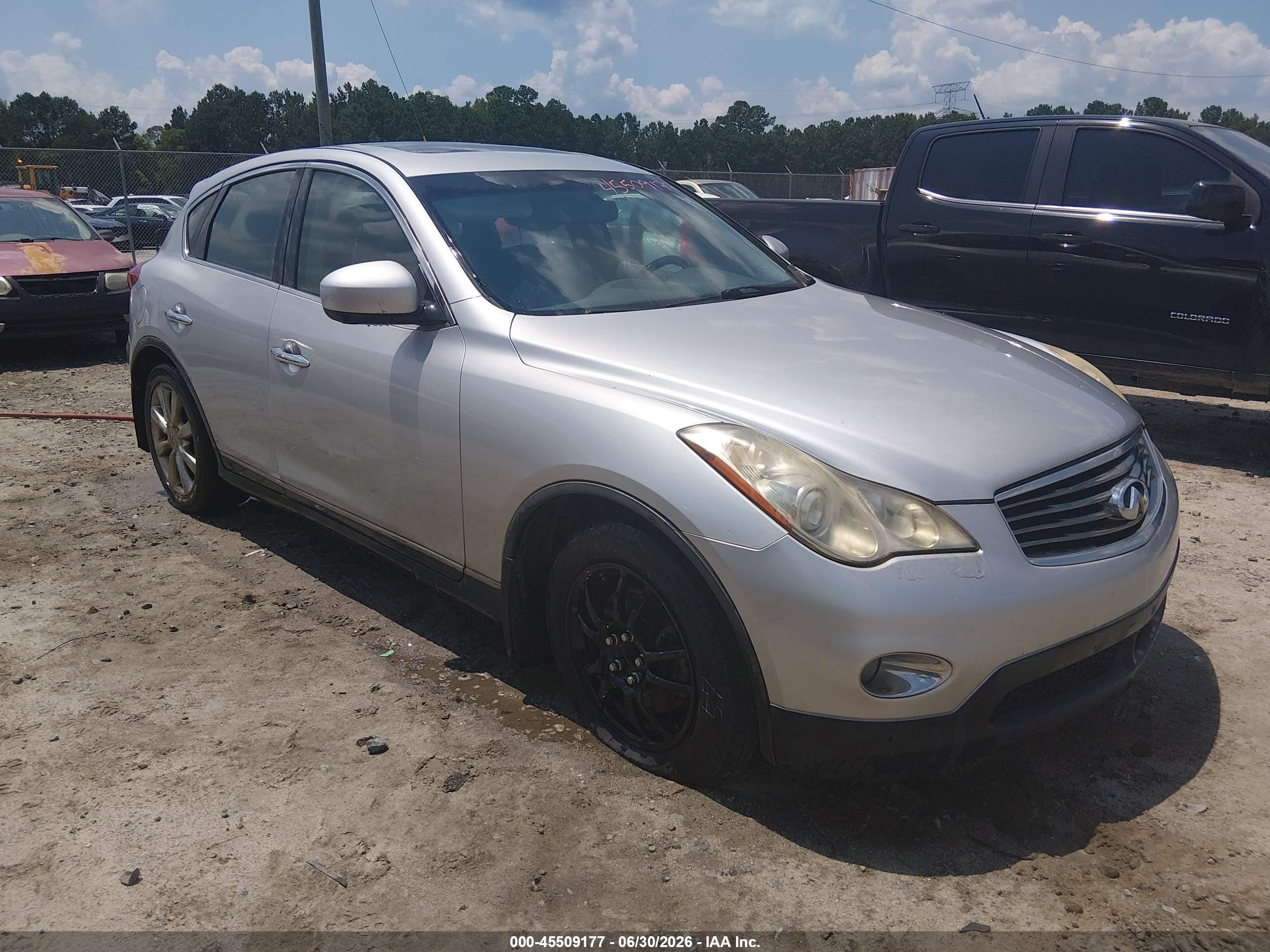2008 Infiniti EX Journey, VIN JNKAJ09E38M300764 — Normal wear