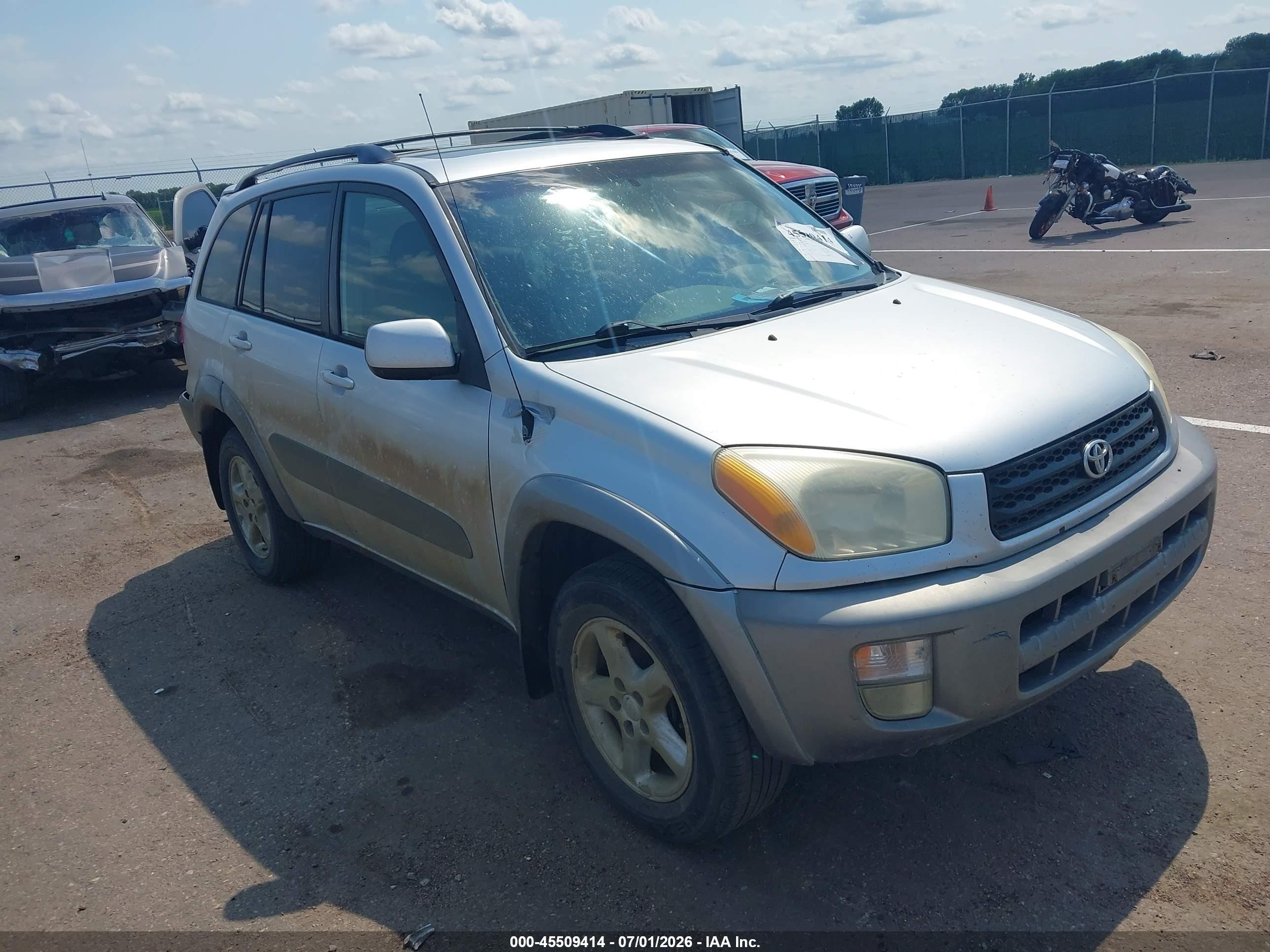 2001 Toyota RAV4, VIN JTEHH20V110099489 — Normal wear