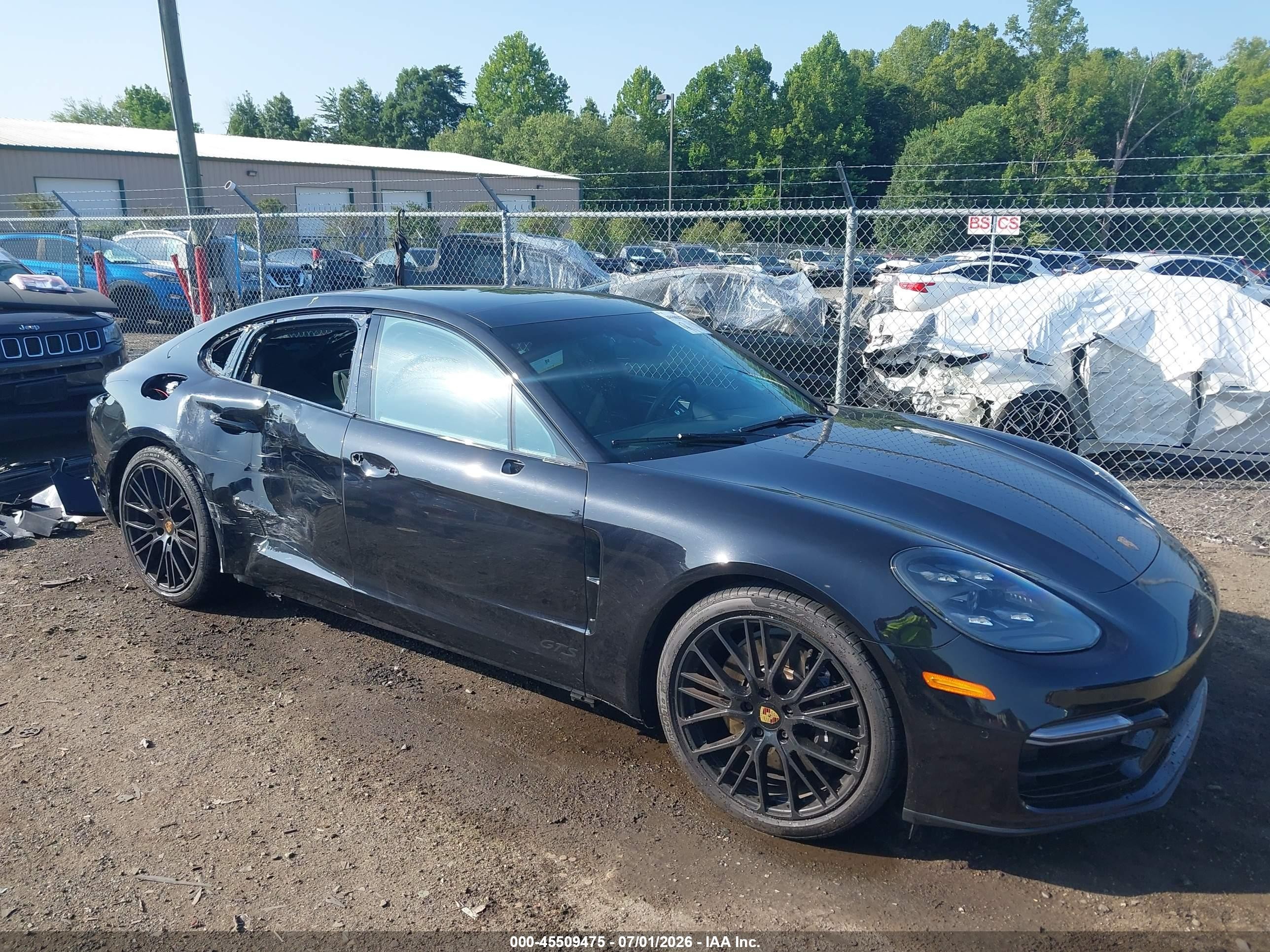2022 Porsche Panamera GTS, VIN WP0AG2A7XNL135211 — Side