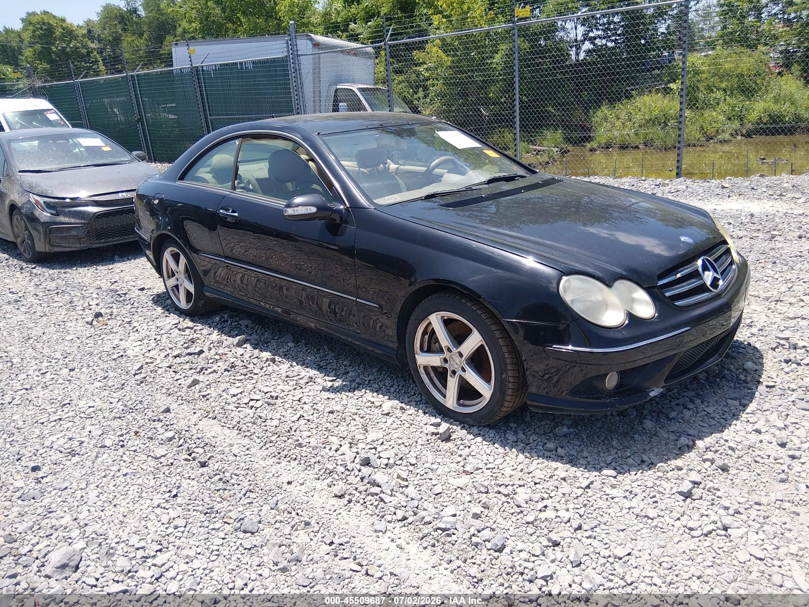 2009 Mercedes-Benz CLK 350, VIN WDBTJ56H59F269429 — Normal wear