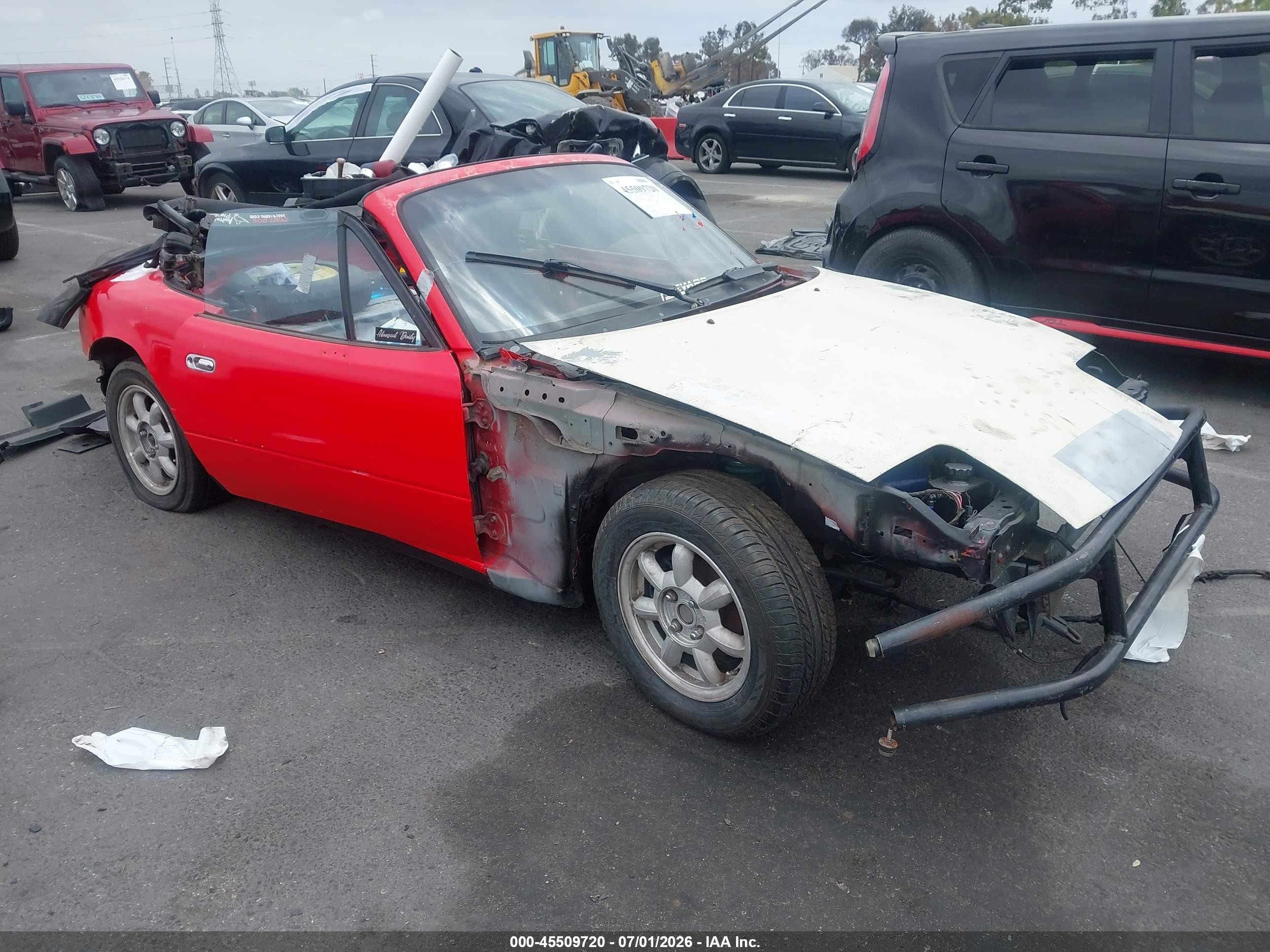 1992 Mazda MX-5 Miata, VIN JM1NA3515N0329516 — Normal wear