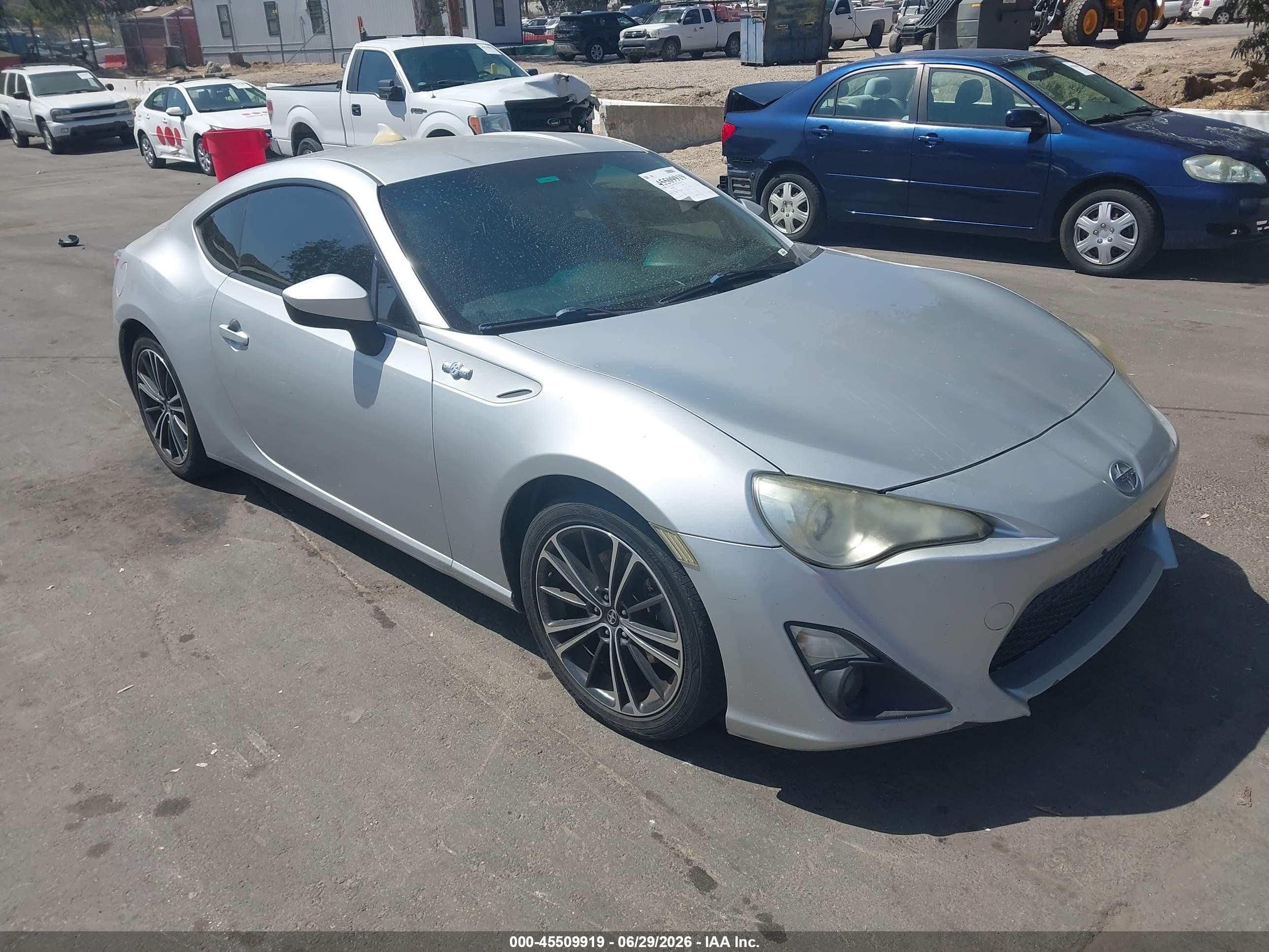 2014 Scion FR-S Monogram, VIN JF1ZNAA1XE8703979 — Normal wear