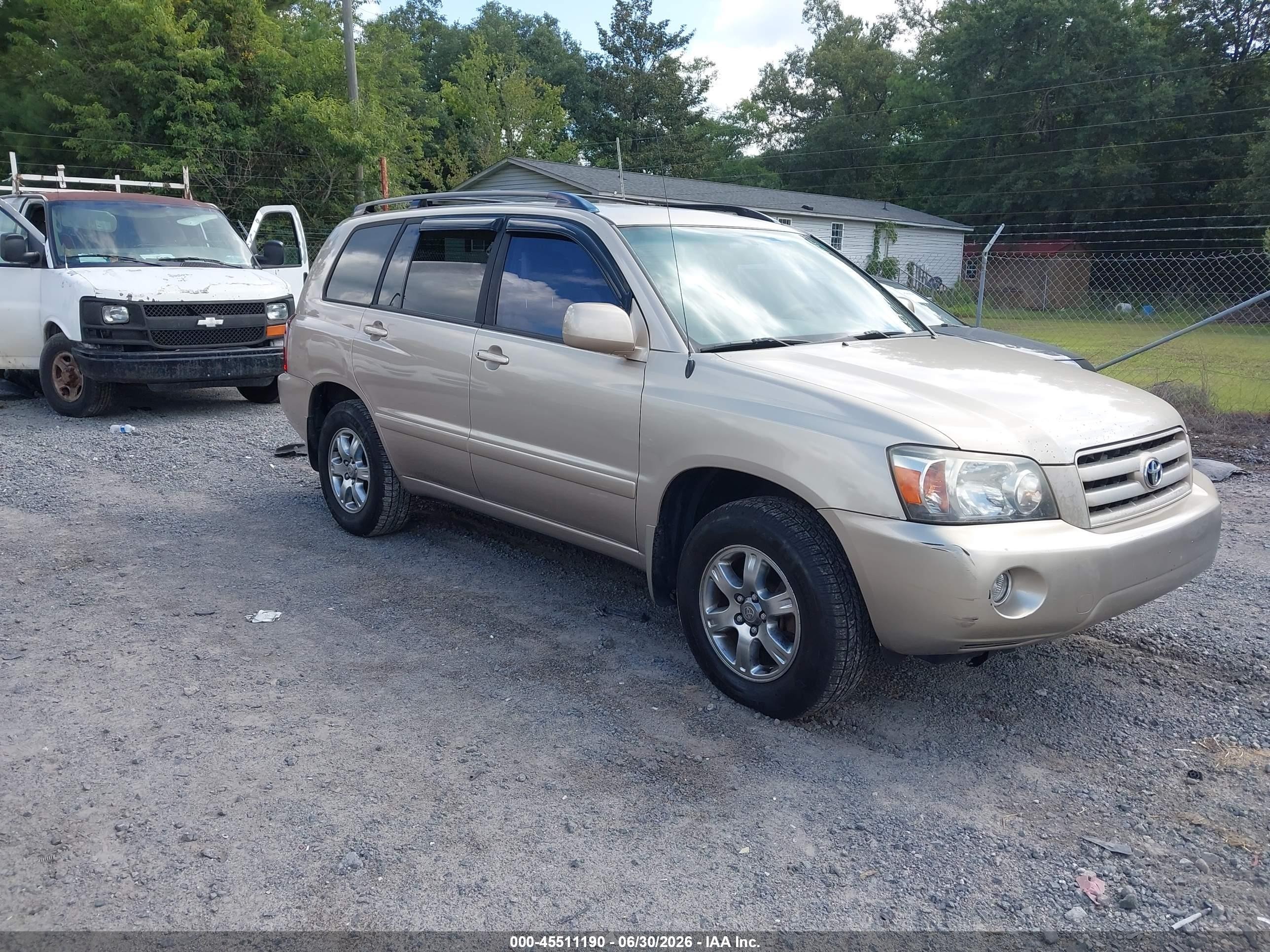 2006 Toyota Highlander, VIN JTEGP21A560119731 — Normal wear