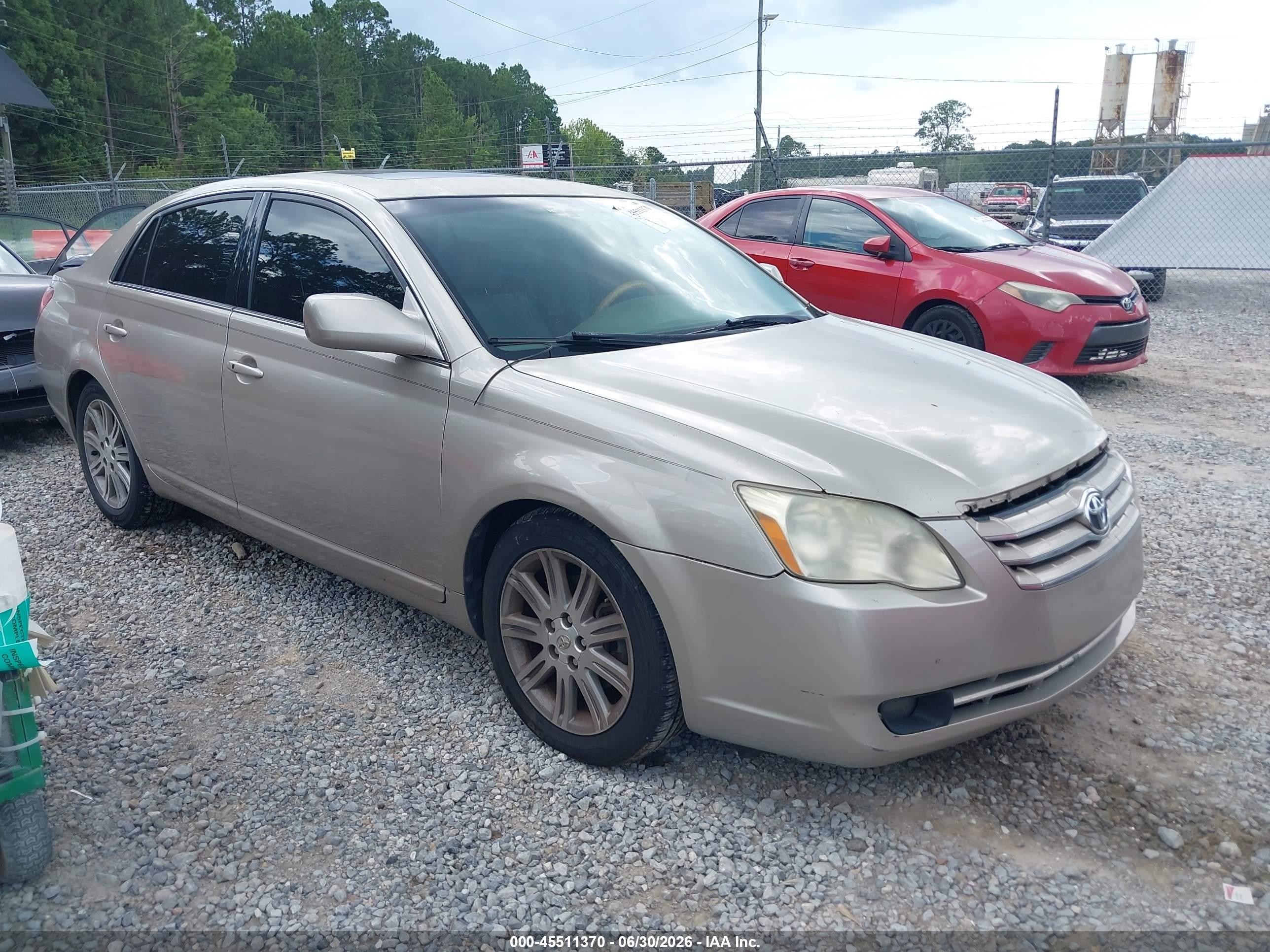 2006 Toyota Avalon XLS, VIN 4T1BK36B86U063387 — Normal wear