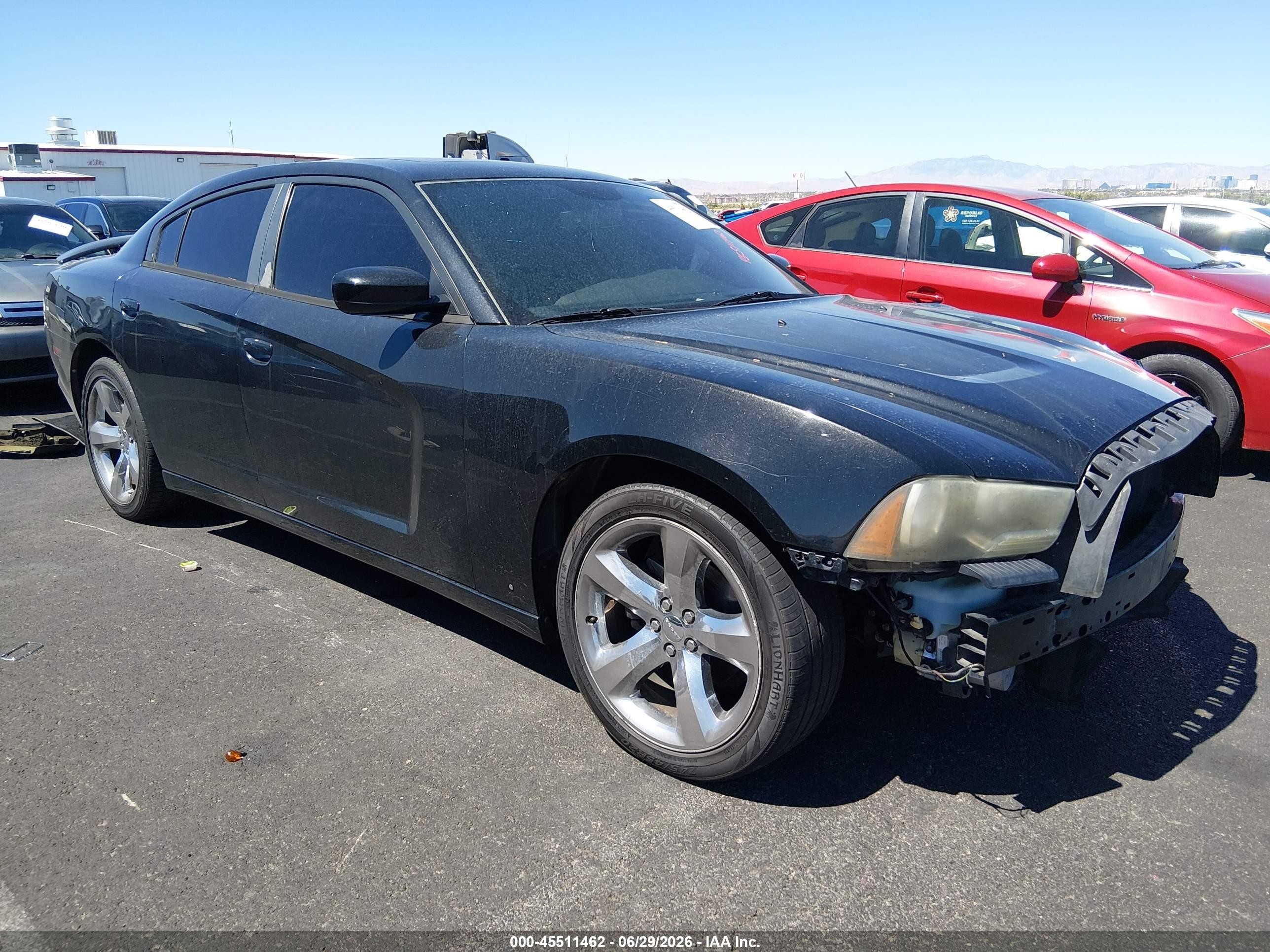 2013 Dodge Charger SXT, VIN 2C3CDXHG7DH643401 — Normal wear