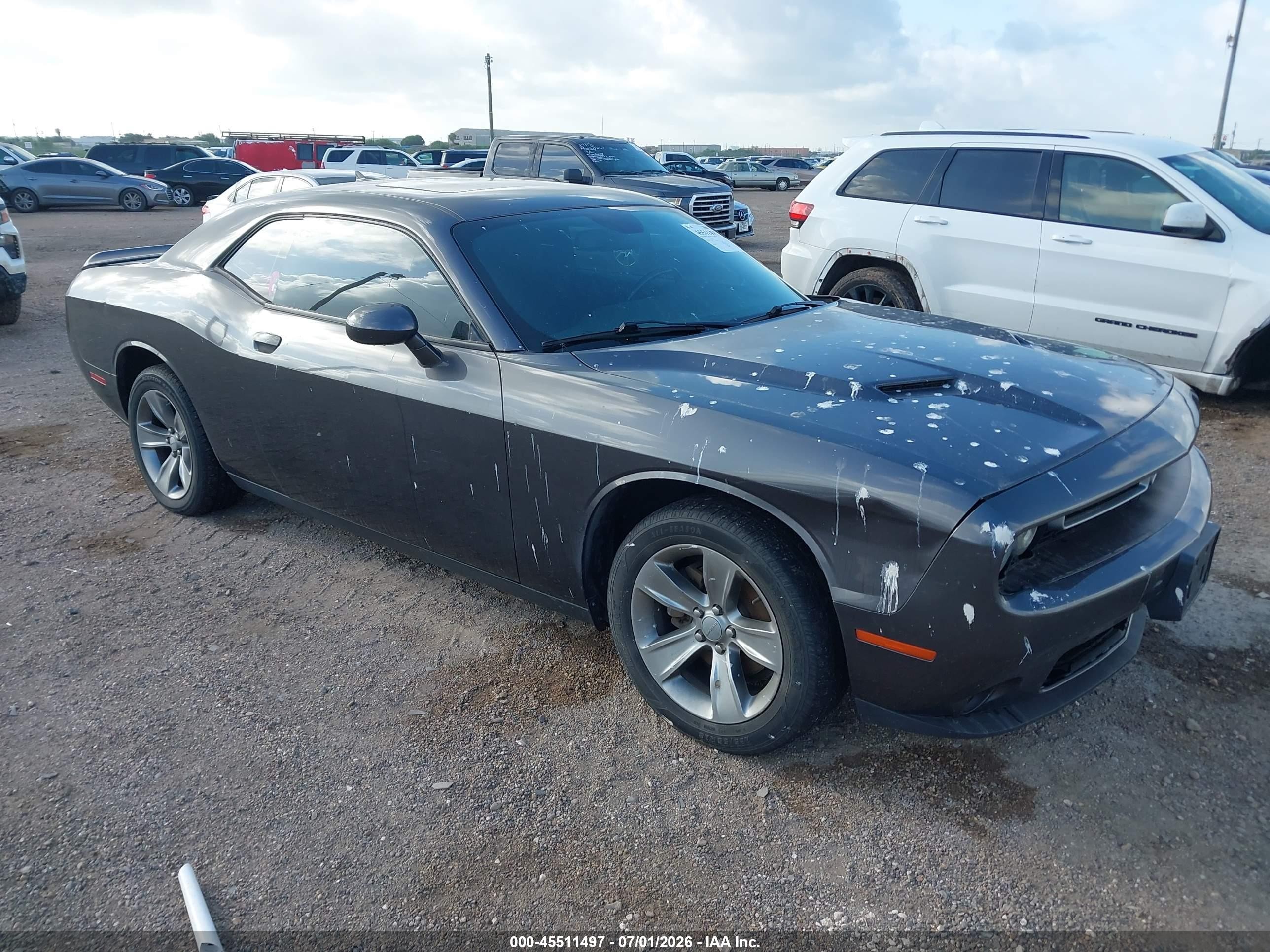 2019 Dodge Challenger SXT, VIN 2C3CDZAG8KH758432 — Not stated
