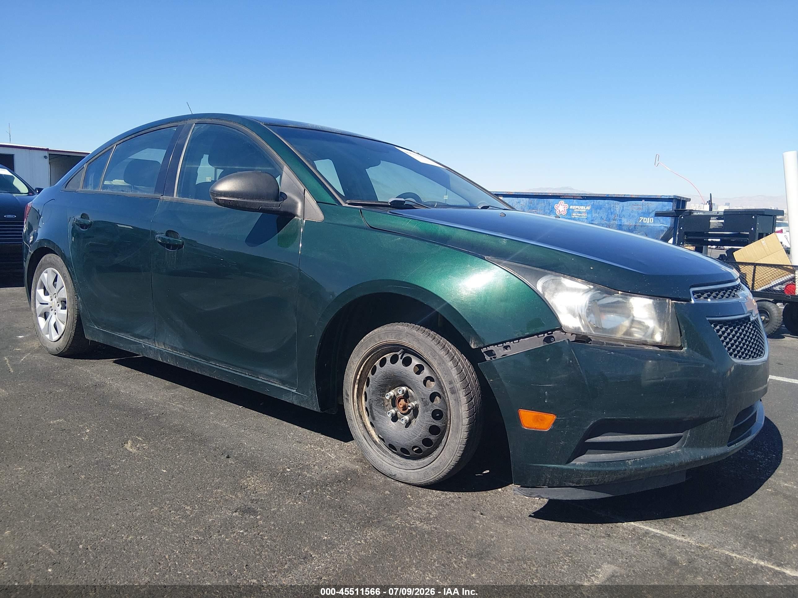 2014 Chevrolet Cruze LS, VIN 1G1PA5SH6E7199042 — Normal wear
