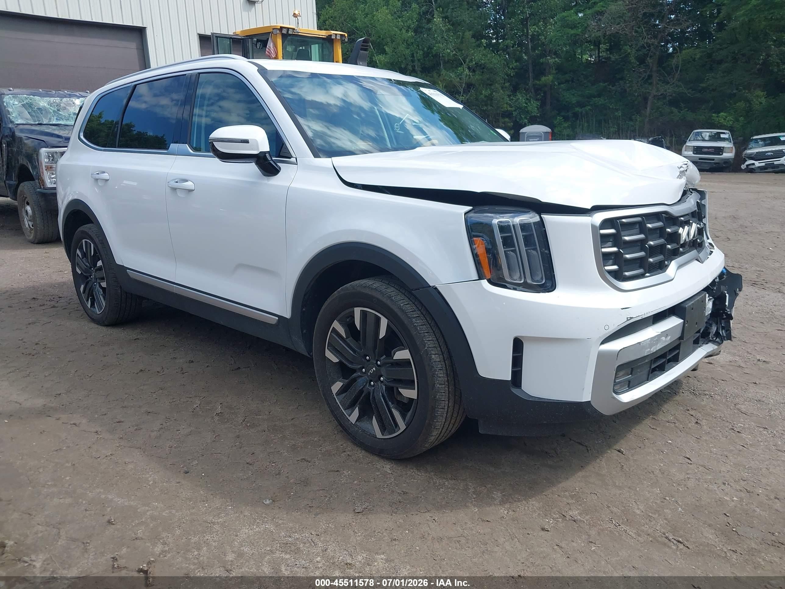 2025 Kia Telluride SX-Prestige X-Line, VIN 5XYP5DGC3SG570594 — Front end