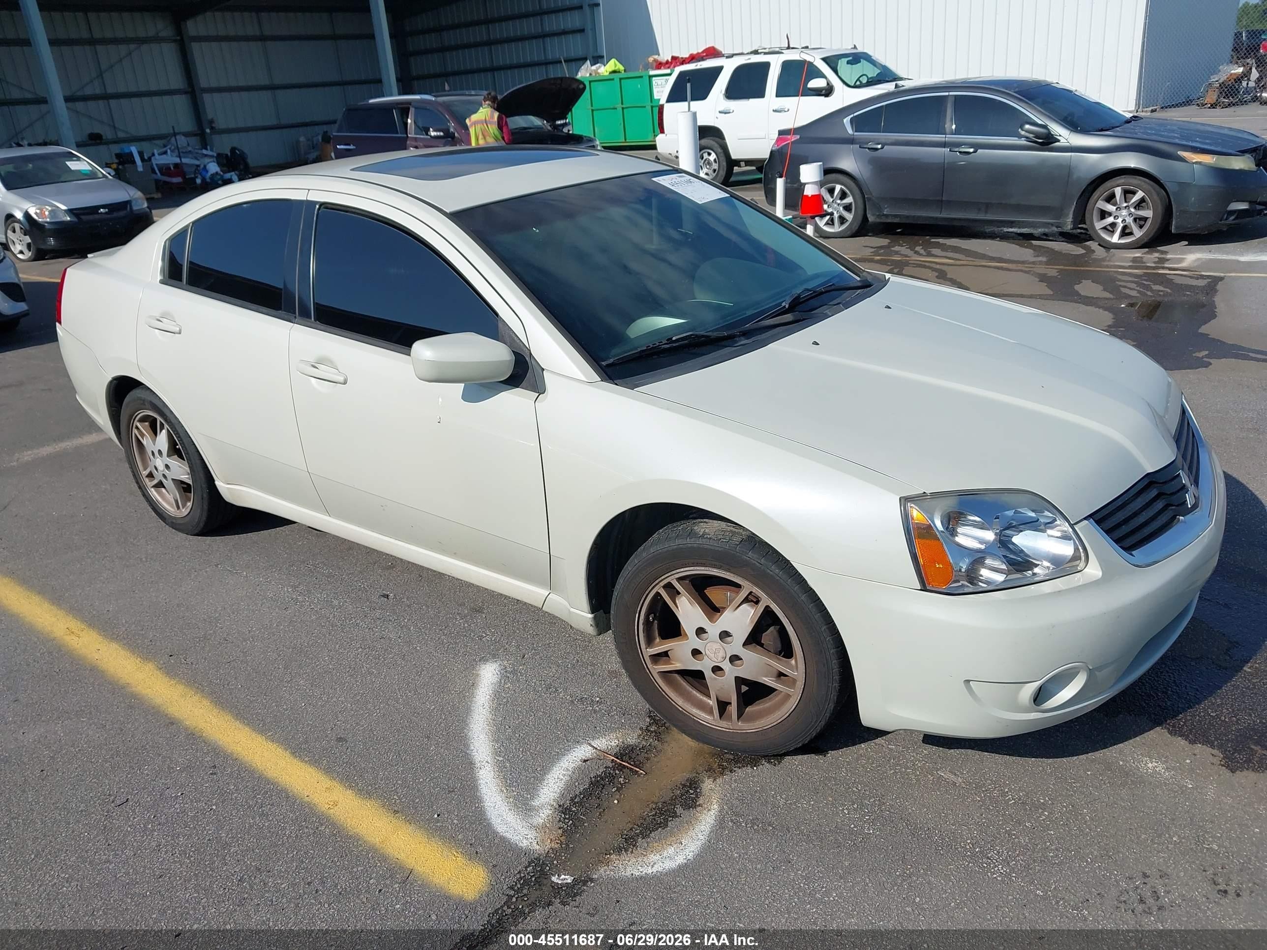 2007 Mitsubishi Galant ES, VIN 4A3AB36F07E053304 — Front end