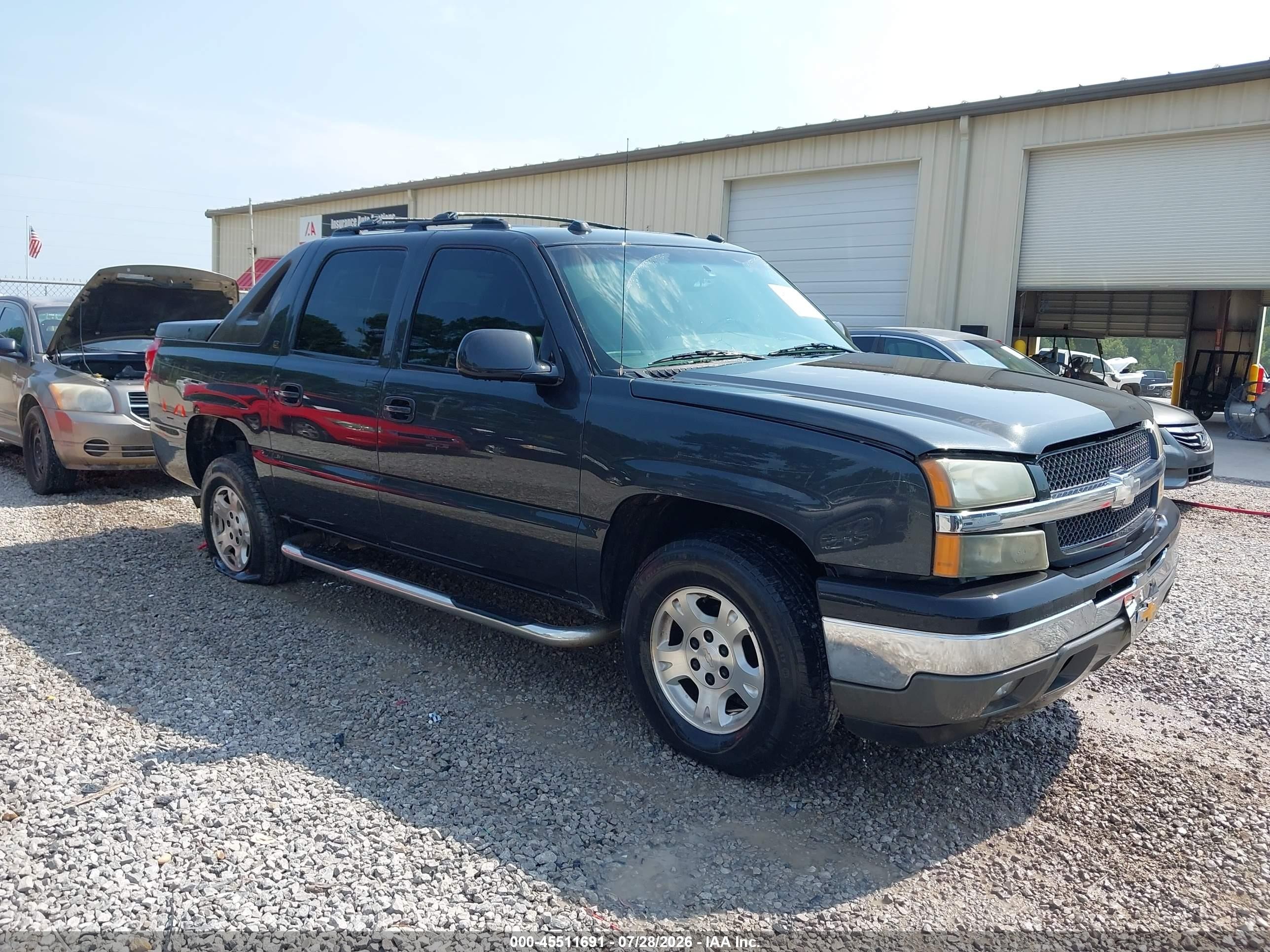 2005 Chevrolet Avalanche LS, VIN 3GNEC12Z55G274643 — Normal wear