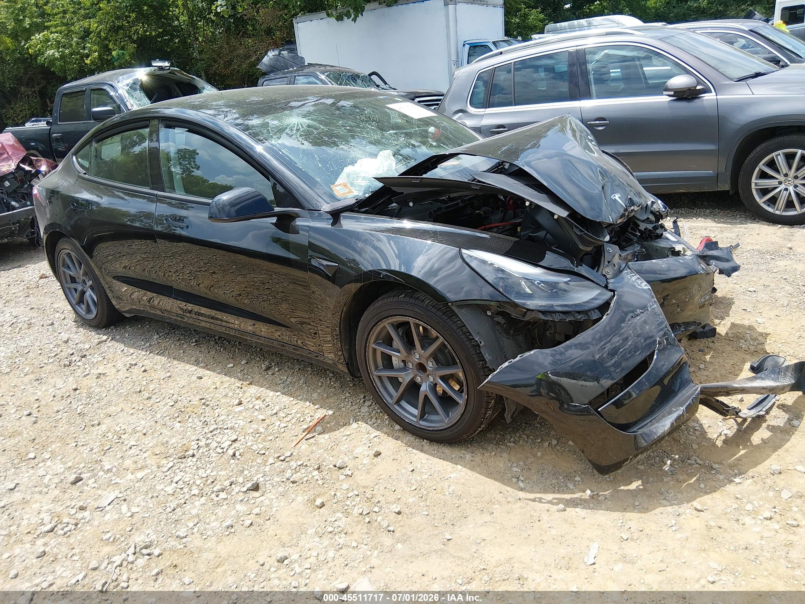 2023 Tesla Model 3, VIN 5YJ3E1EA4PF695276 — Front end