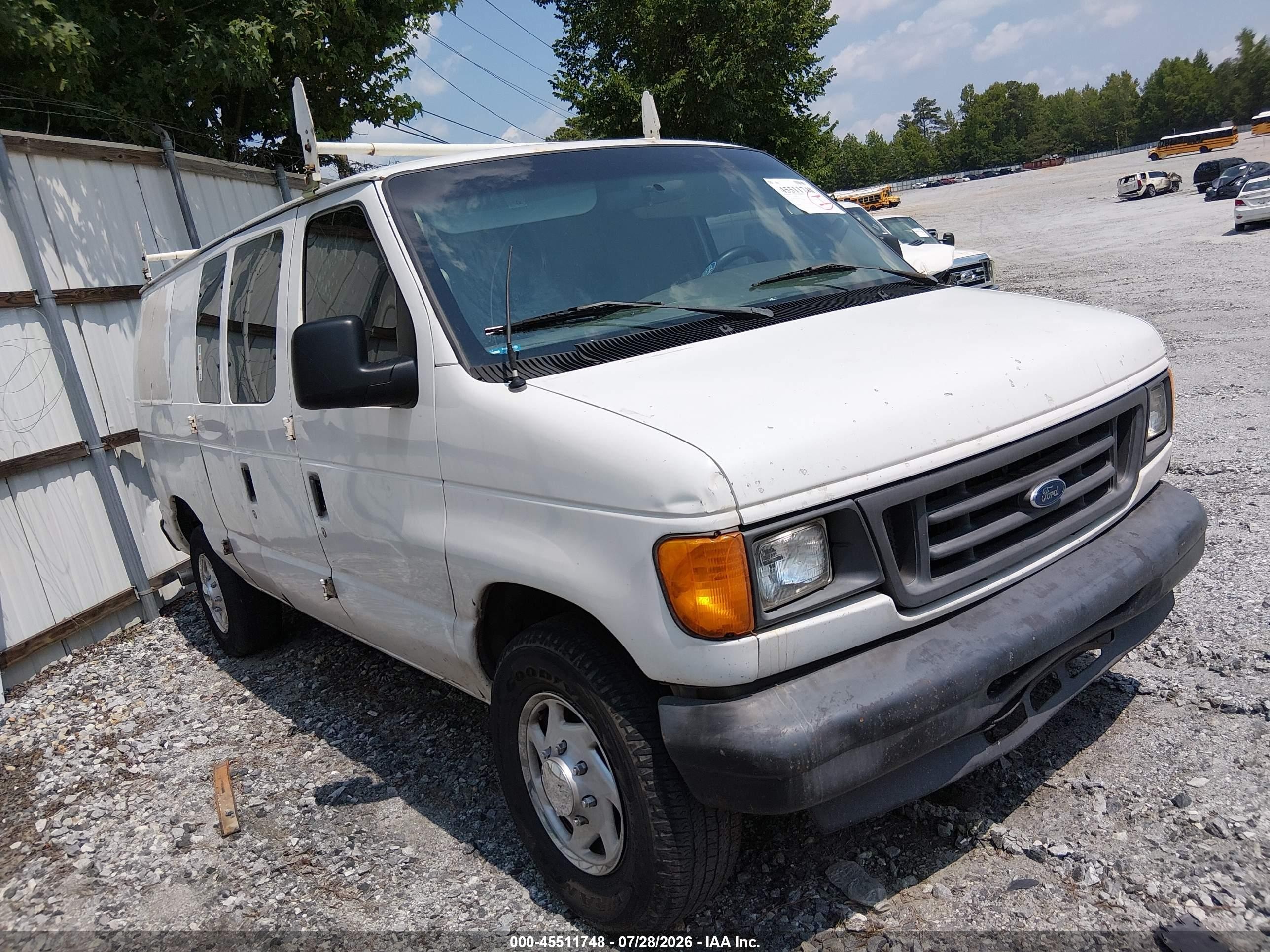 2004 Ford Econoline Cargo, VIN 1FTNE24W54HB45950 — Normal wear
