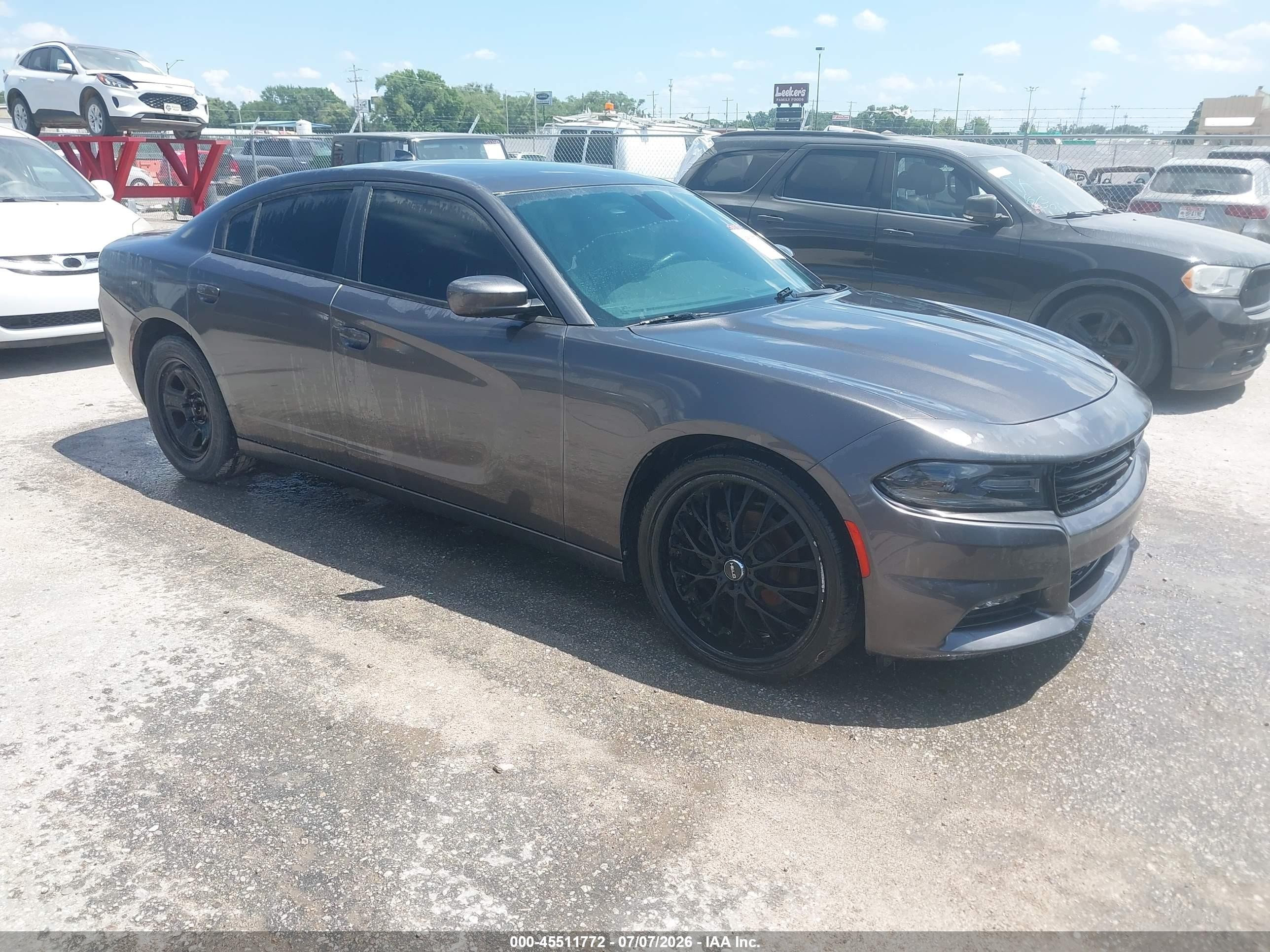 2015 Dodge Charger SXT, VIN 2C3CDXHG8FH789602 — Normal wear