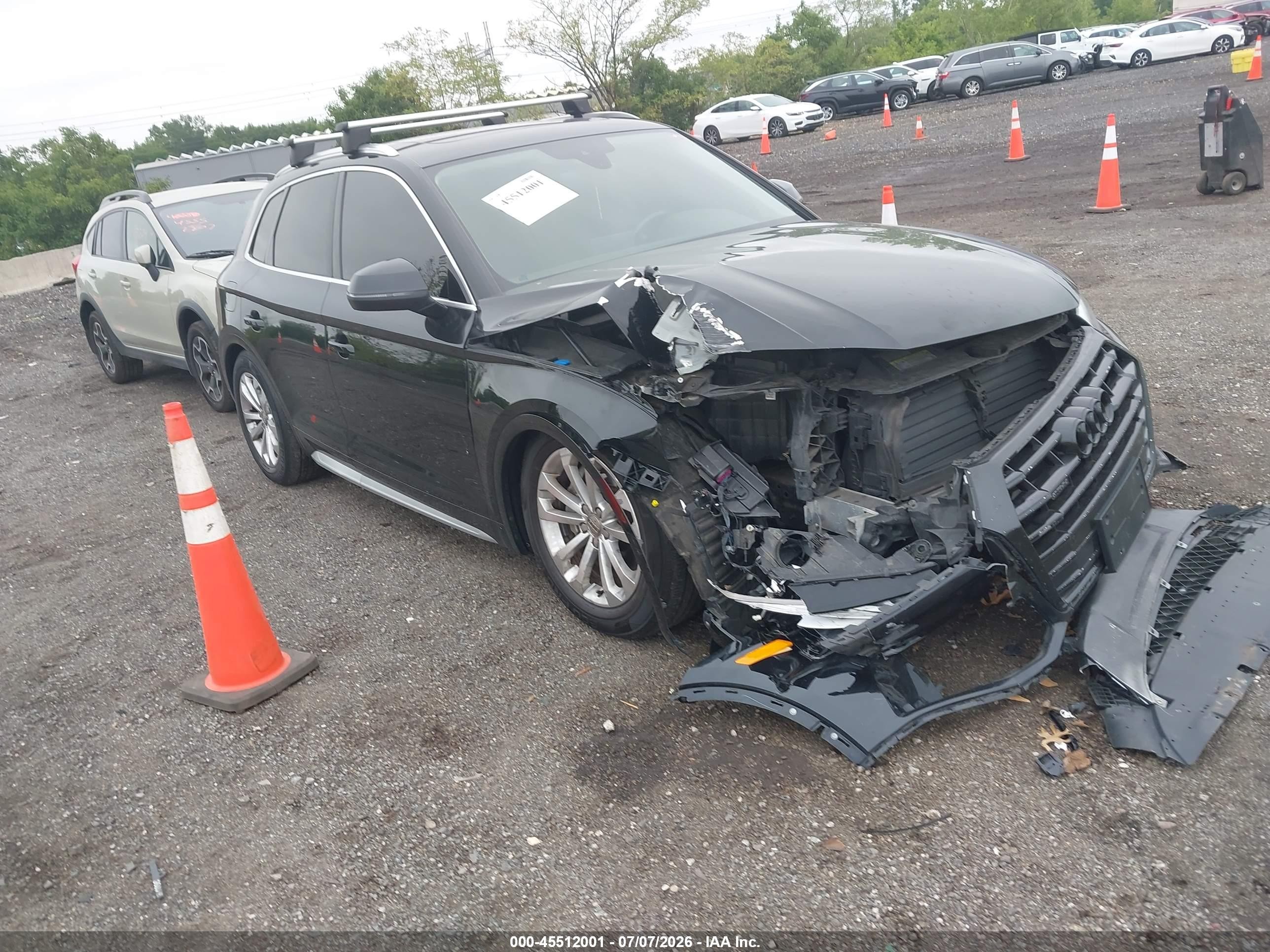 2020 Audi Q5 Premium, VIN WA1ANAFY7L2065763 — Front end