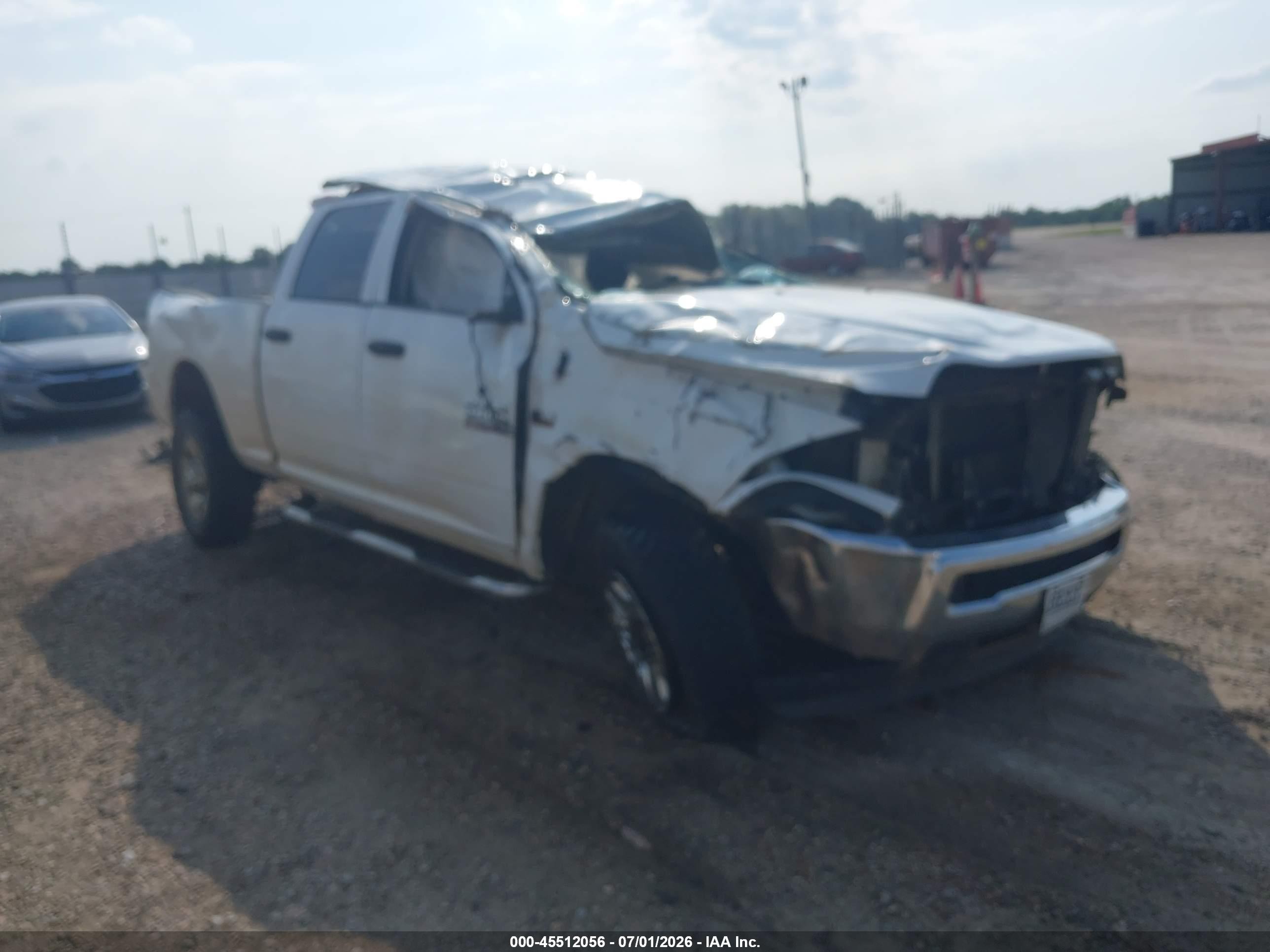 2018 Ram 2500 Tradesman, VIN 3C6UR5CJ8JG150421 — Rollover