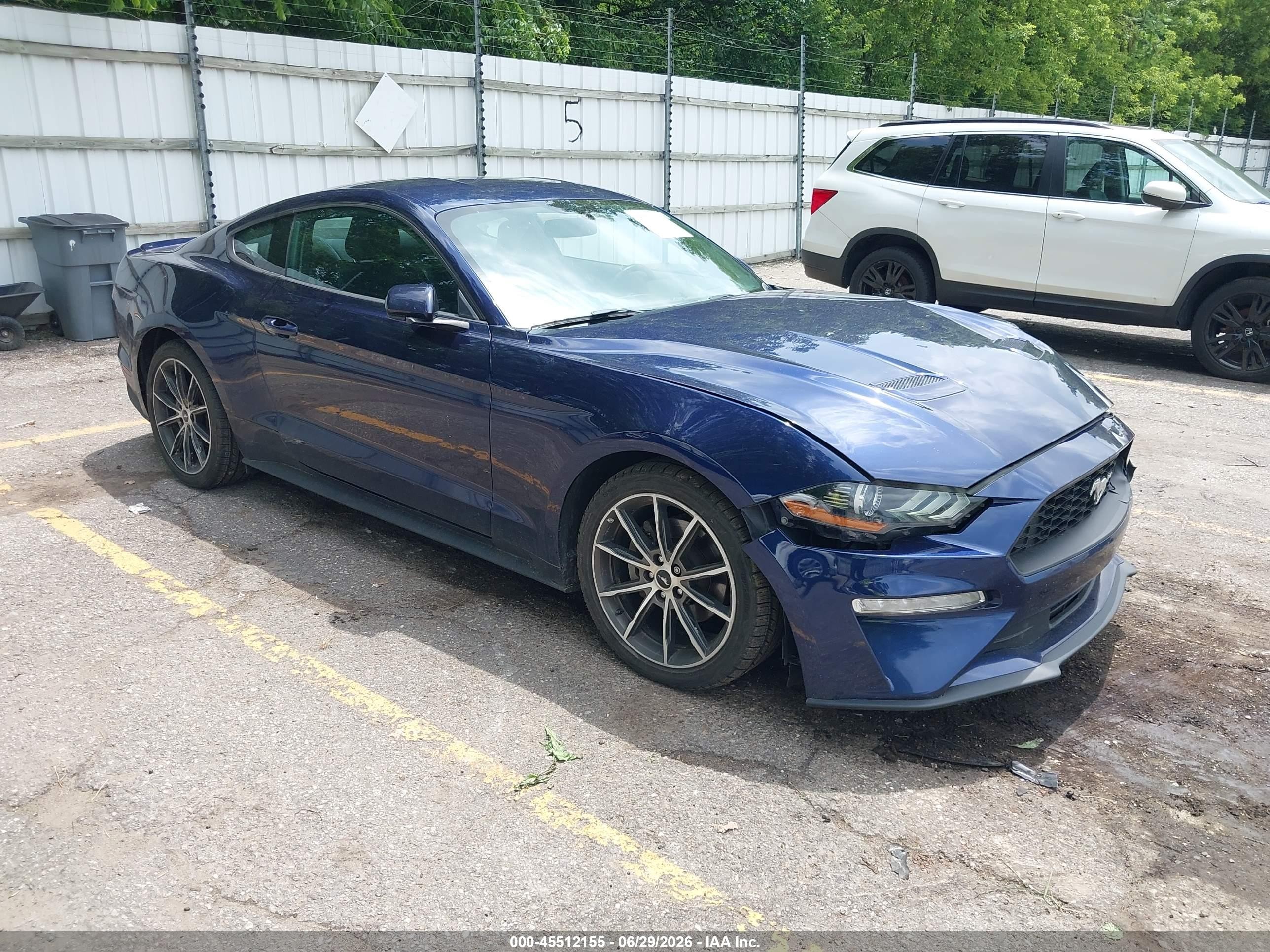 2018 Ford Mustang EcoBoost, VIN 1FA6P8TH5J5180009 — Front end