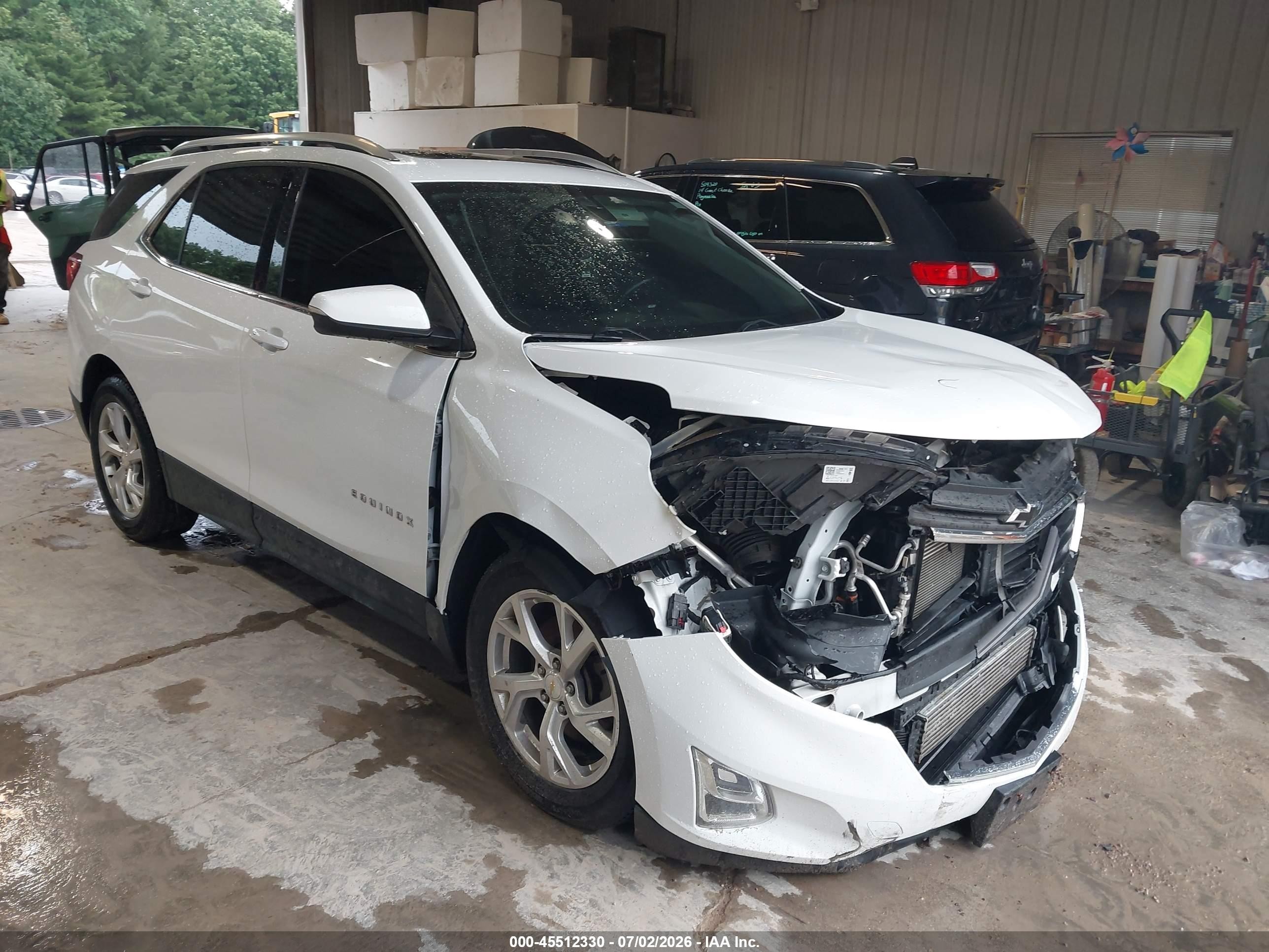 2018 Chevrolet Equinox LT, VIN 2GNAXTEX9J6306606 — Normal wear