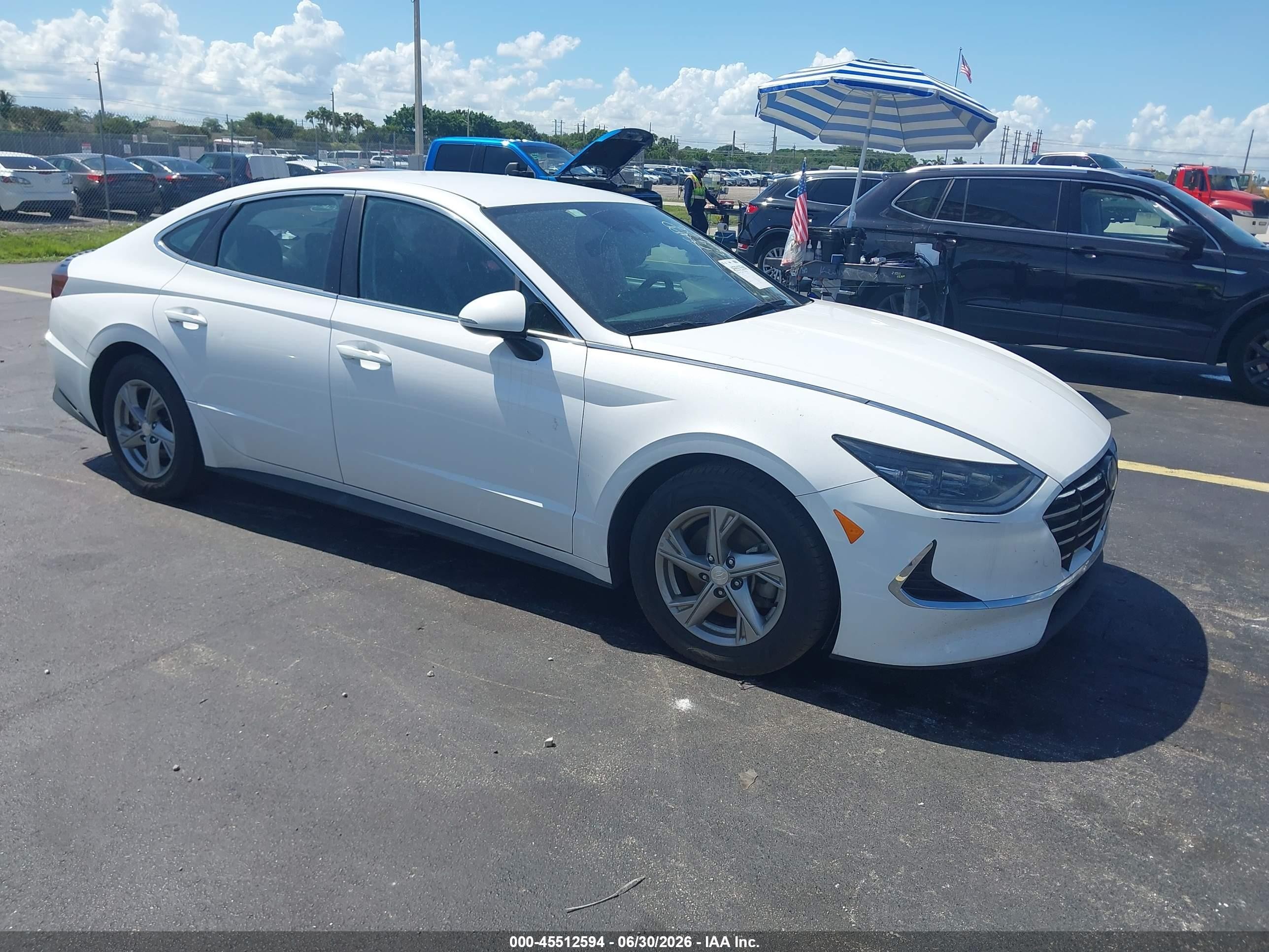 2023 Hyundai Sonata SE, VIN KMHL24JA2PA322046 — Side