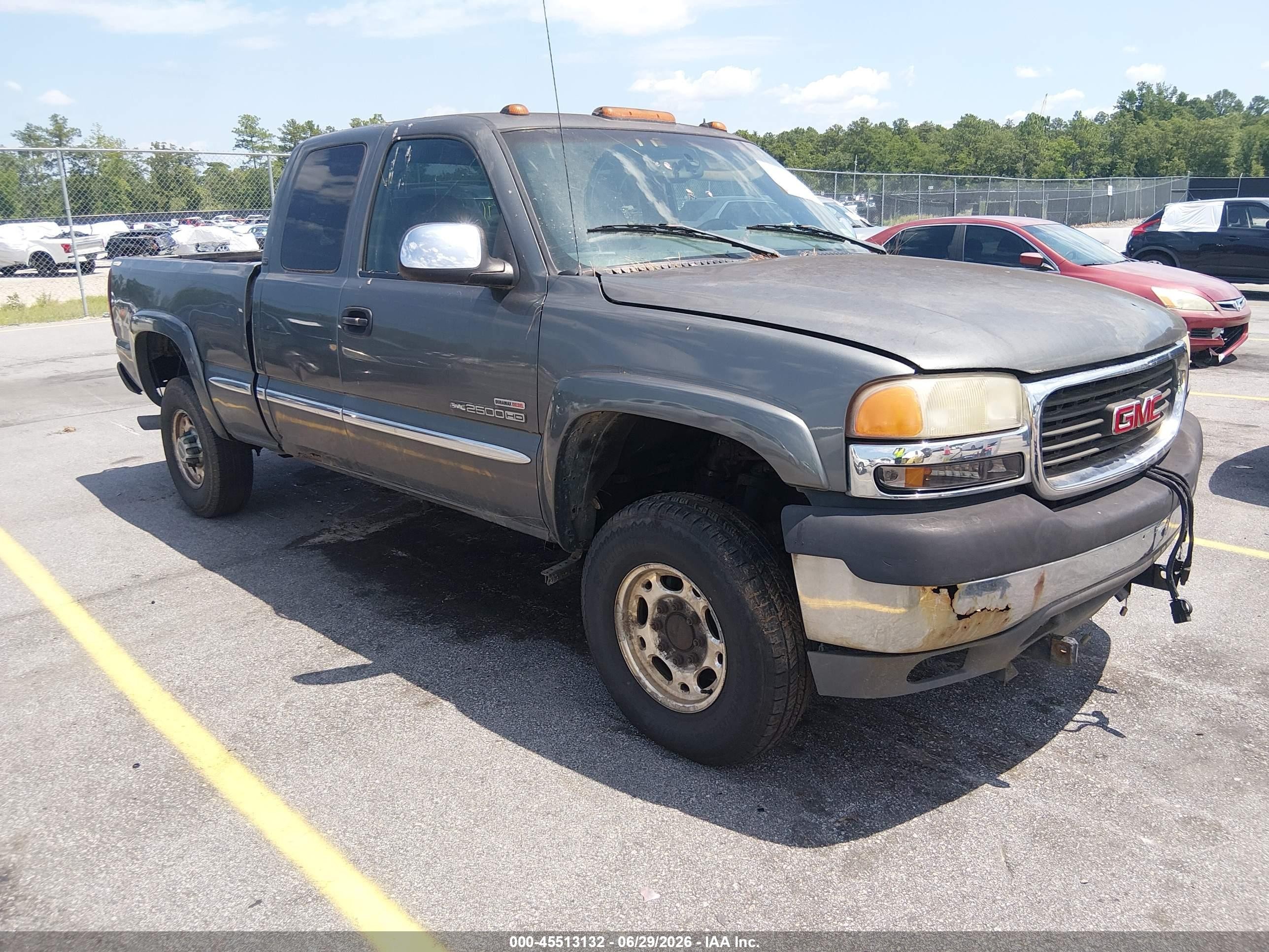 2002 GMC Sierra 2500HD SLE, VIN 1GTHK29132E123186 — Normal wear