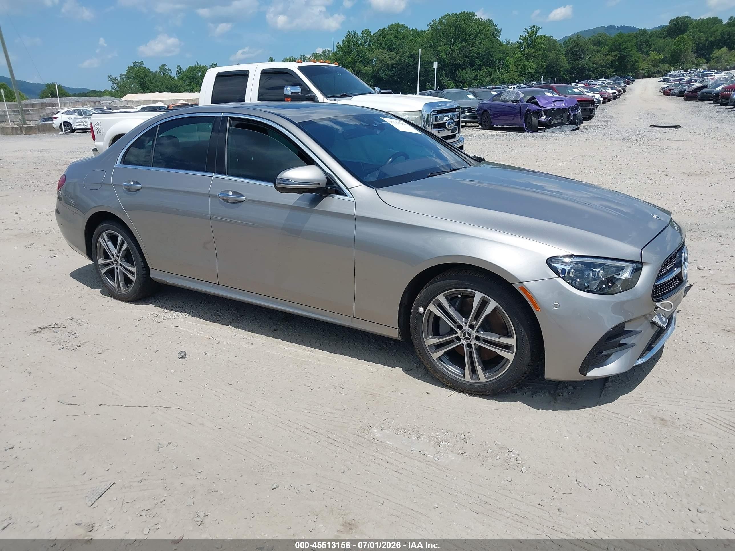 2023 Mercedes-Benz E 350, VIN W1KZF8EB9PB157643 — Front end