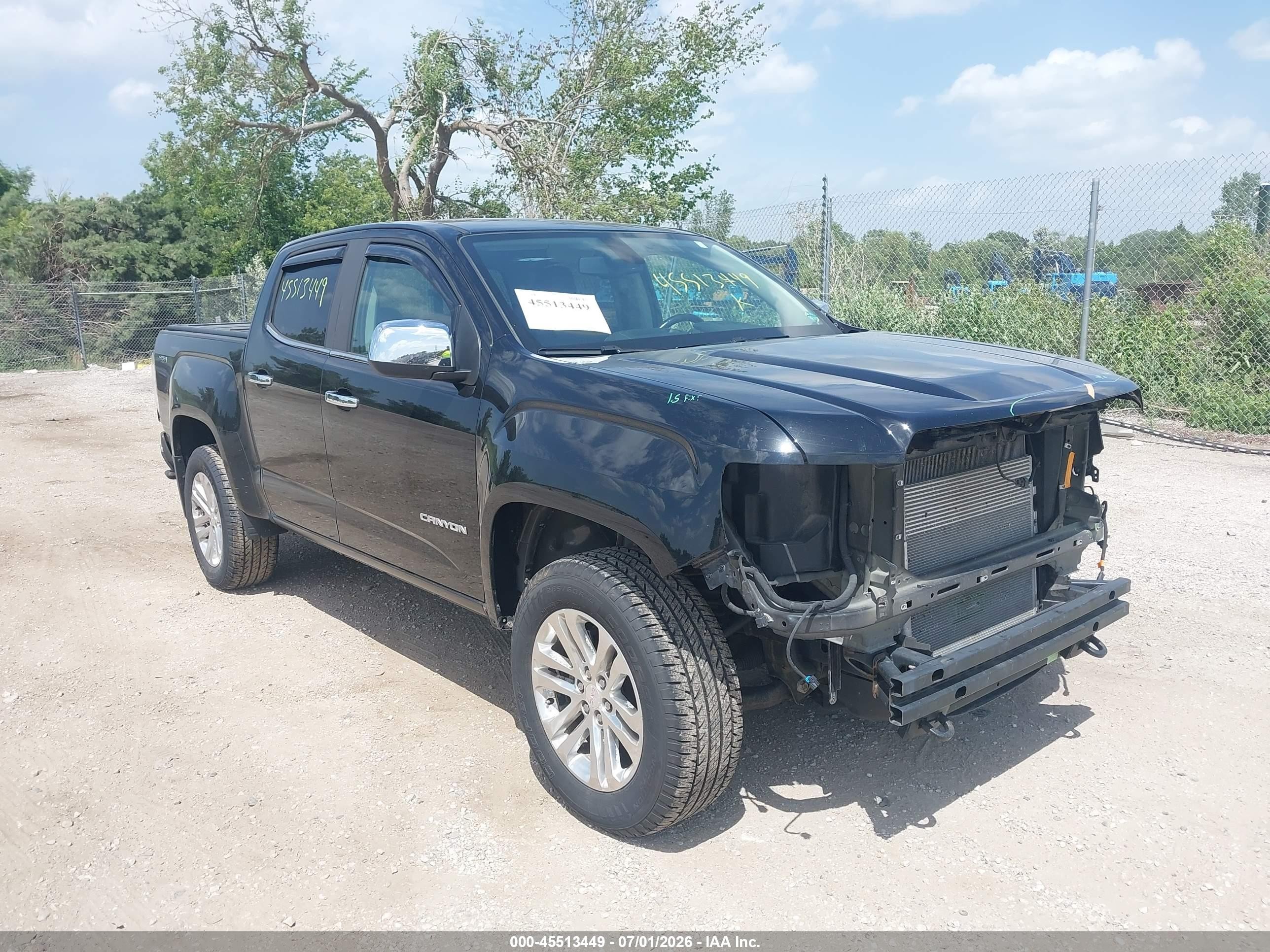 2016 GMC Canyon 4WD SLT, VIN 1GTG6DE3XG1390262 — Front end