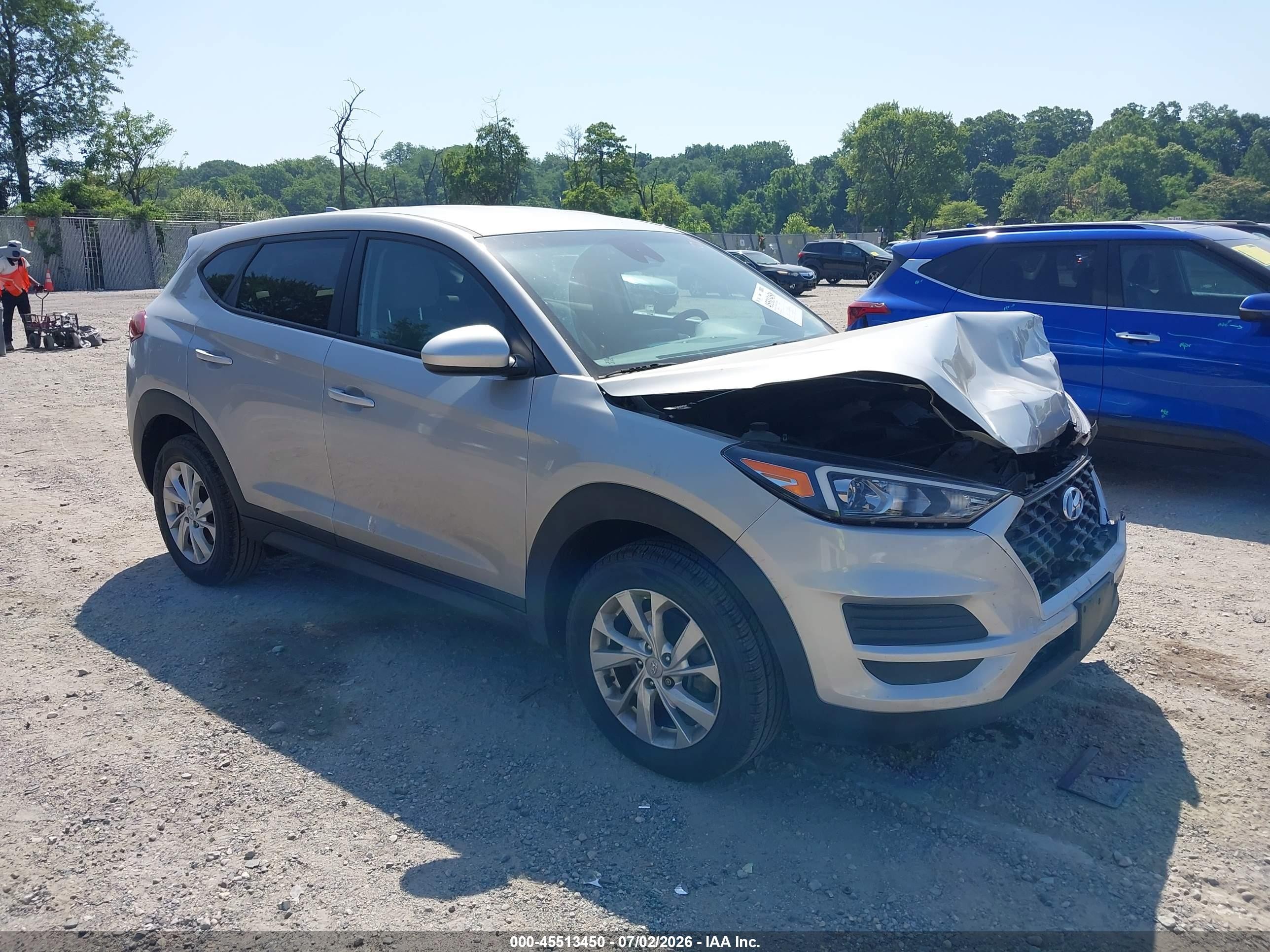 2021 Hyundai Tucson SE, VIN KM8J23A41MU392742 — Front end