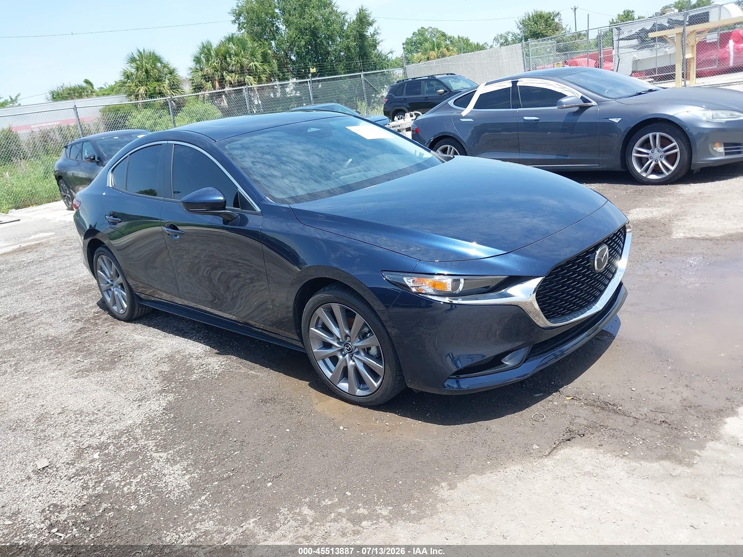 2025 Mazda 3 S Preferred, VIN JM1BPACM5S1762746 — Вода / потоп