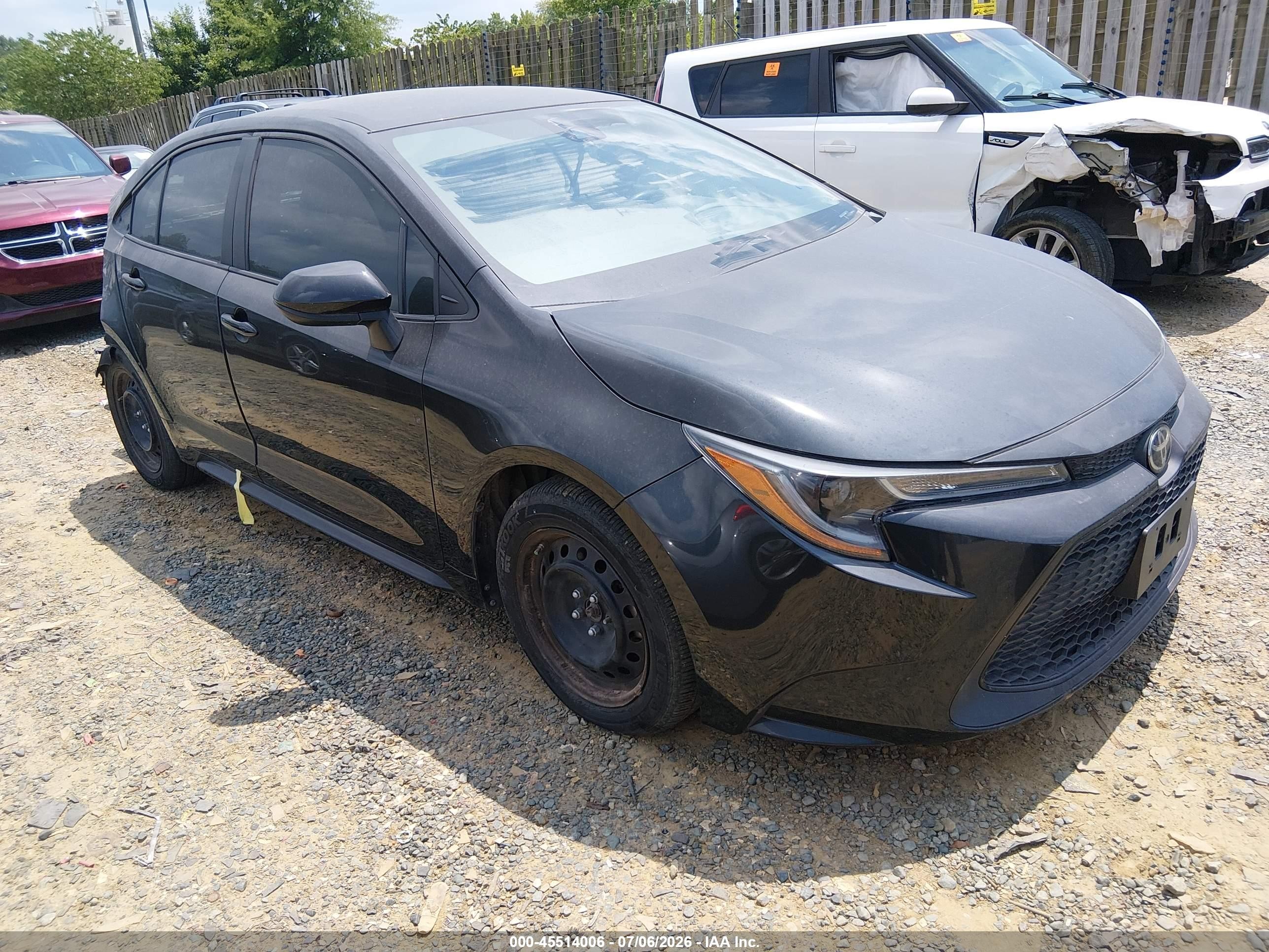 2021 Toyota Corolla LE, VIN 5YFEPMAE8MP177703 — Rear end