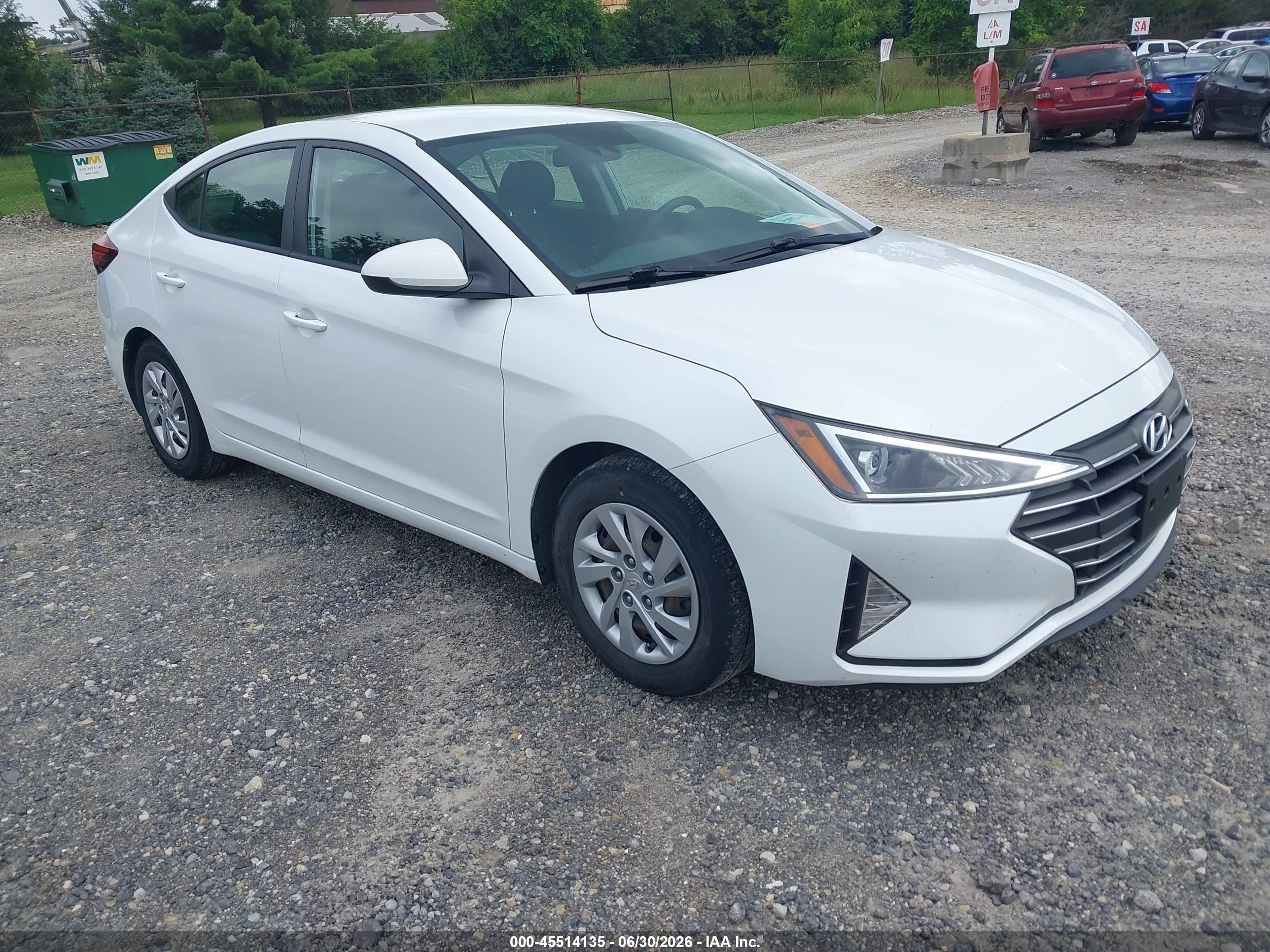 2020 Hyundai Elantra SE, VIN 5NPD74LF5LH611167 — Normal wear