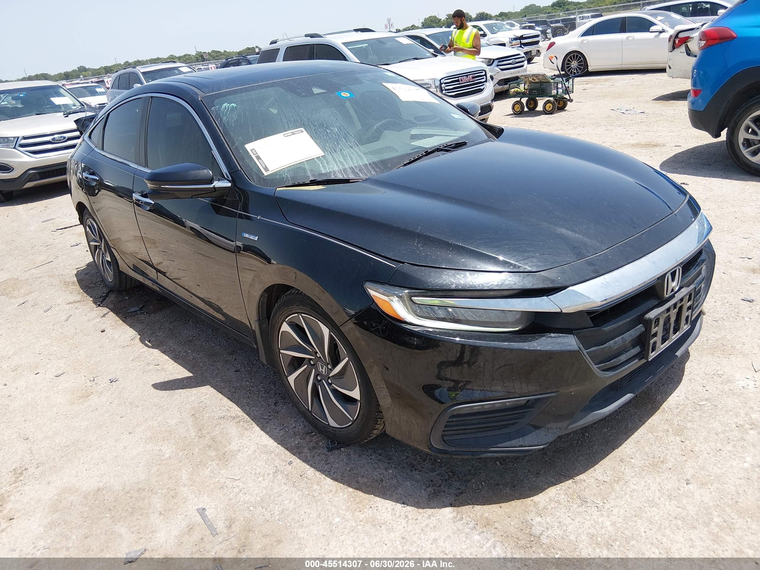 2020 Honda Insight Touring, VIN 19XZE4F9XLE005062 — Зад