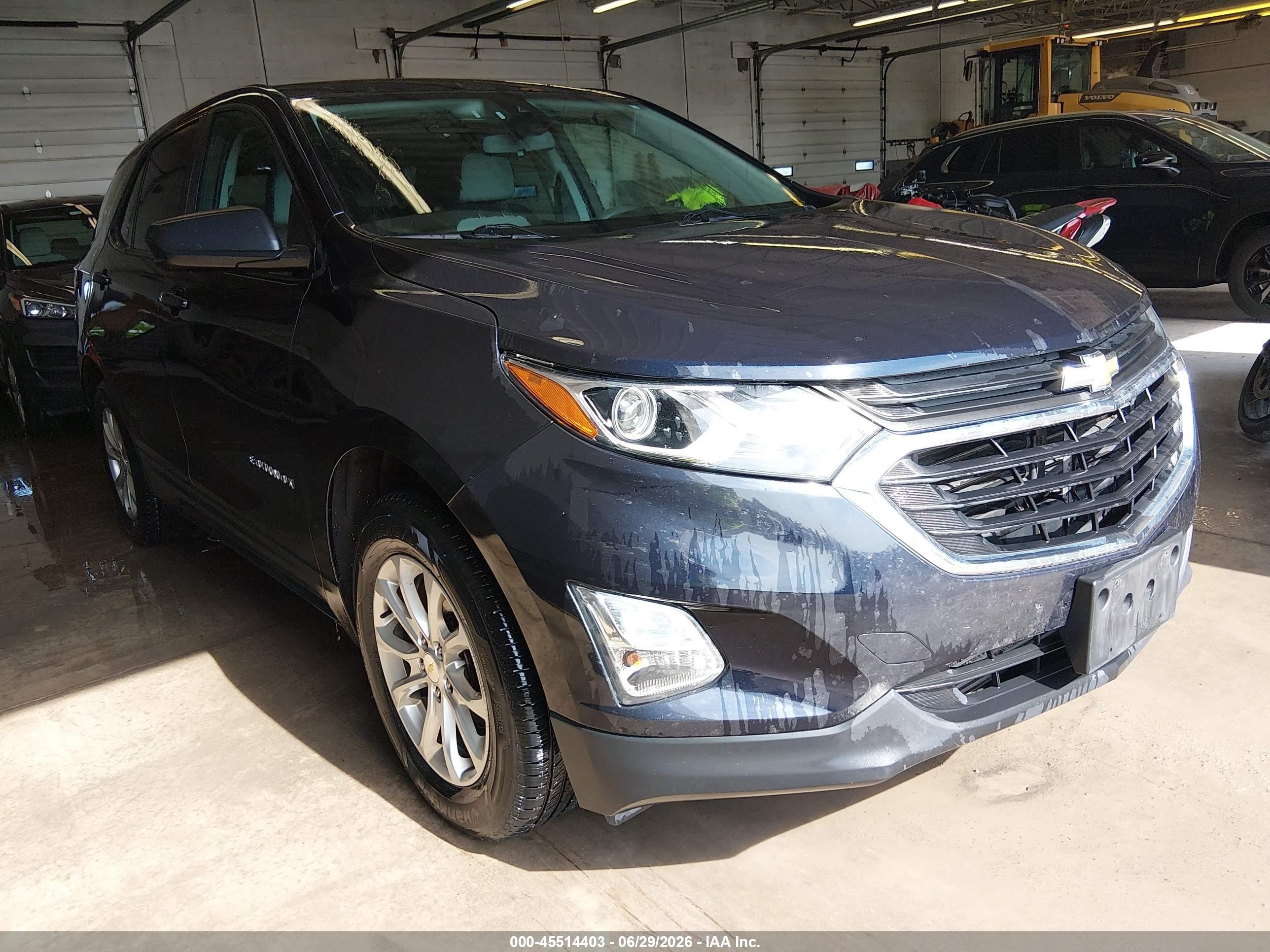 2020 Chevrolet Equinox LS, VIN 2GNAXSEV0L6247523 — Normal wear