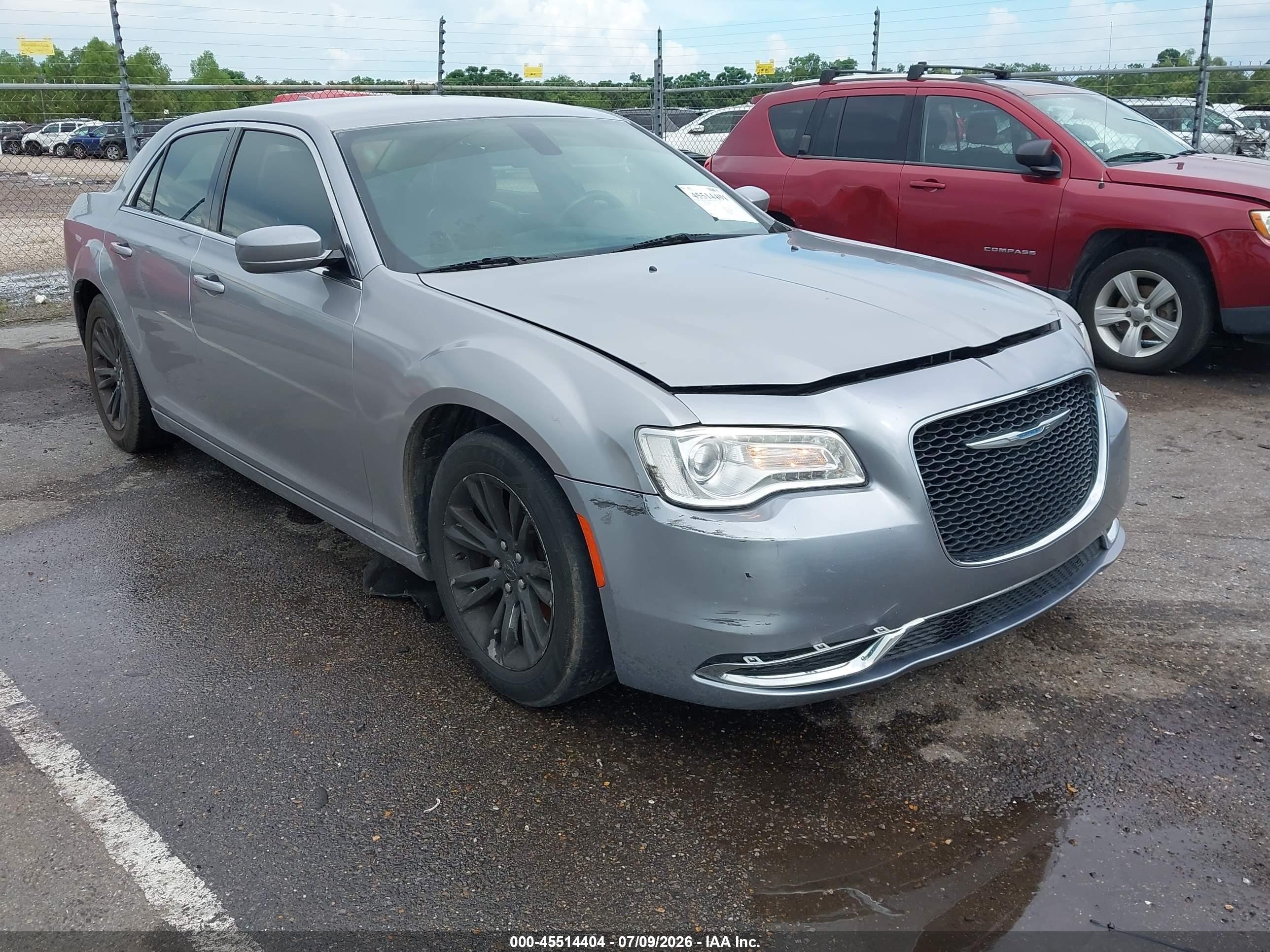 2017 Chrysler 300 Limited, VIN 2C3CCAAG0HH560179 — Fresh water flood