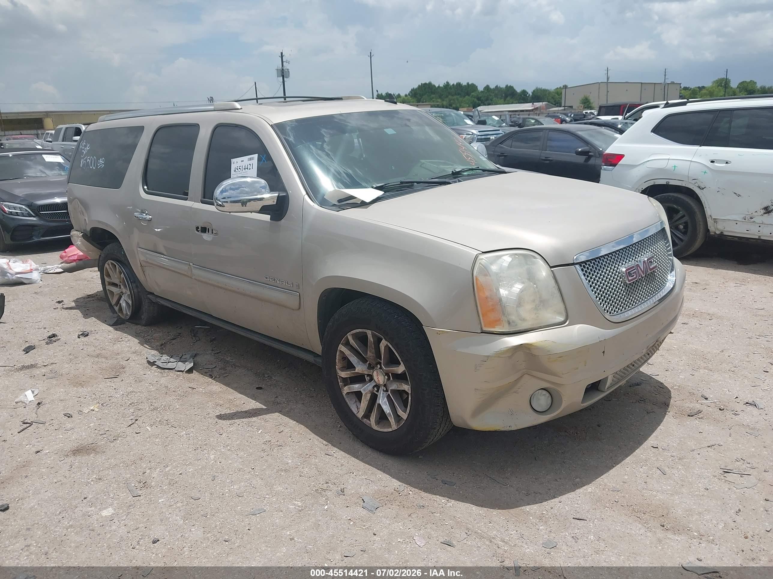 2007 GMC Yukon XL, VIN 1GKFK66877J315925 — All over