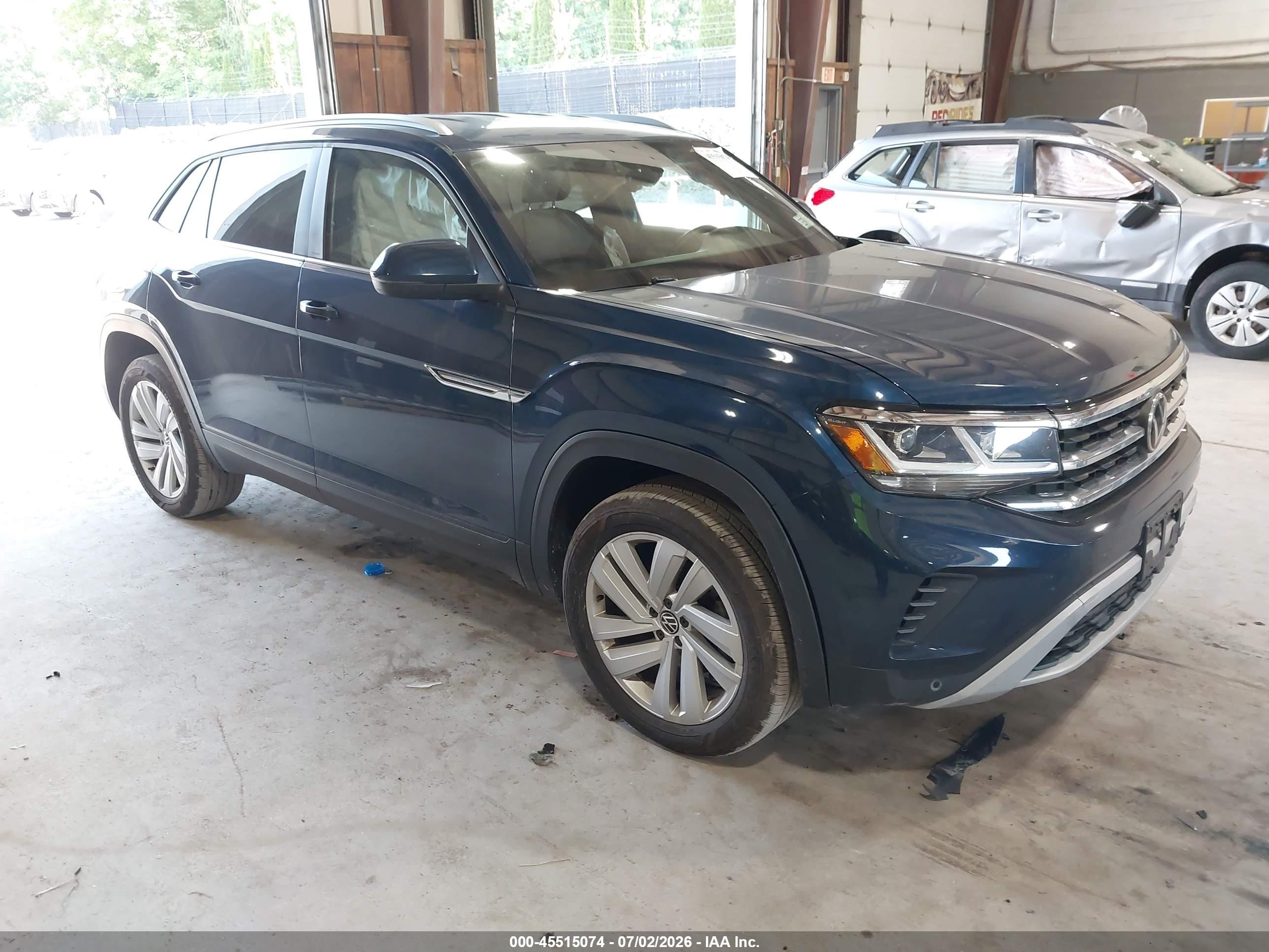2021 Volkswagen Atlas SE, VIN 1V2HC2CA4MC207052 — Зад