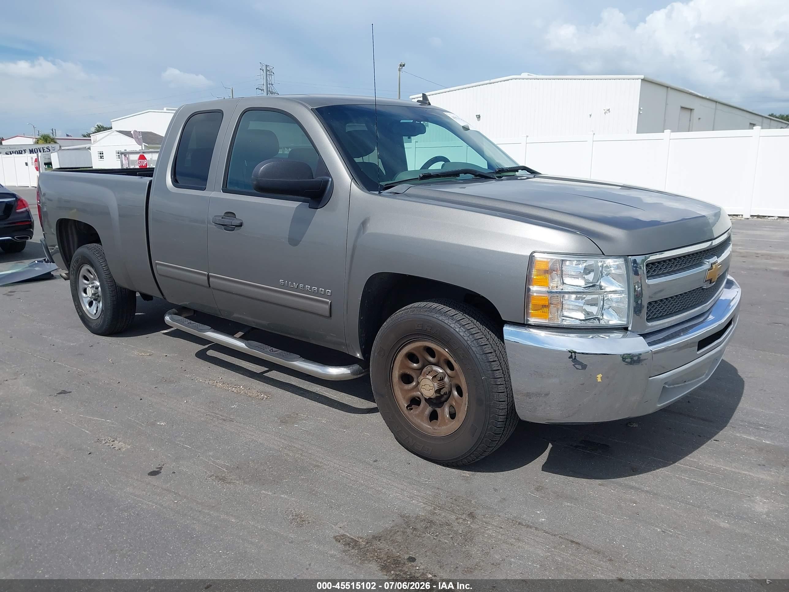 2012 Chevrolet Silverado 1500 LS, VIN 1GCRCREA4CZ336948 — Not stated