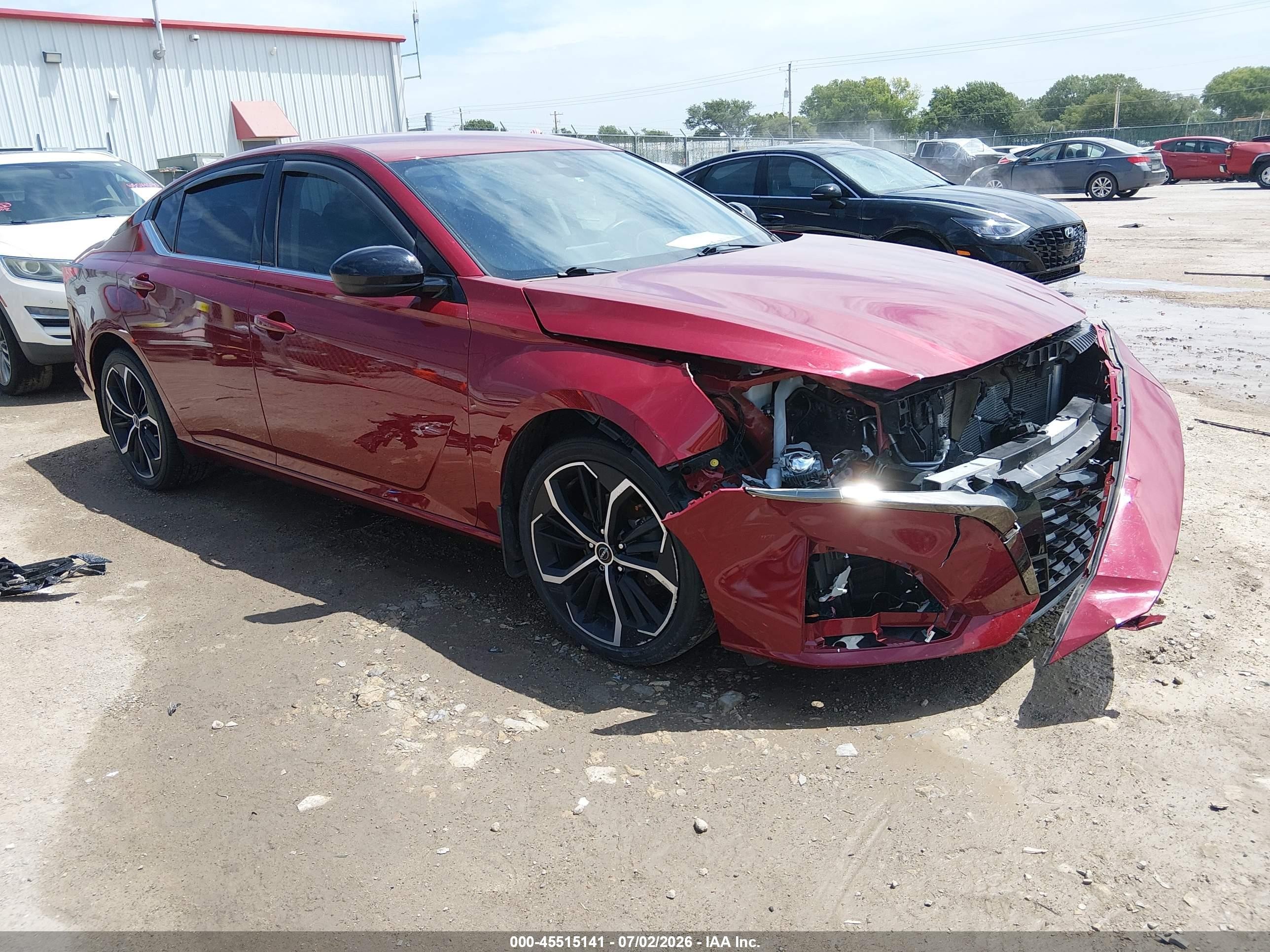 2024 Nissan Altima SR, VIN 1N4BL4CW1RN400355 — Front end